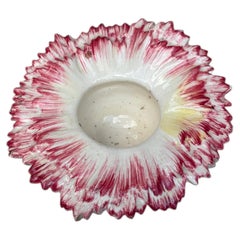 Piccolo vaso decorativo in maiolica con margherite, Delphin Massier, 1890 circa