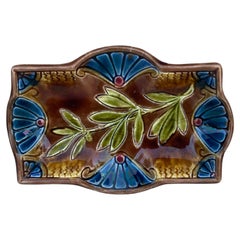 Small Majolica Leaf Dish Sarreguemines, circa 1870