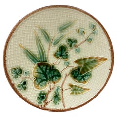 Small Majolica Leaves Plate, circa 1890