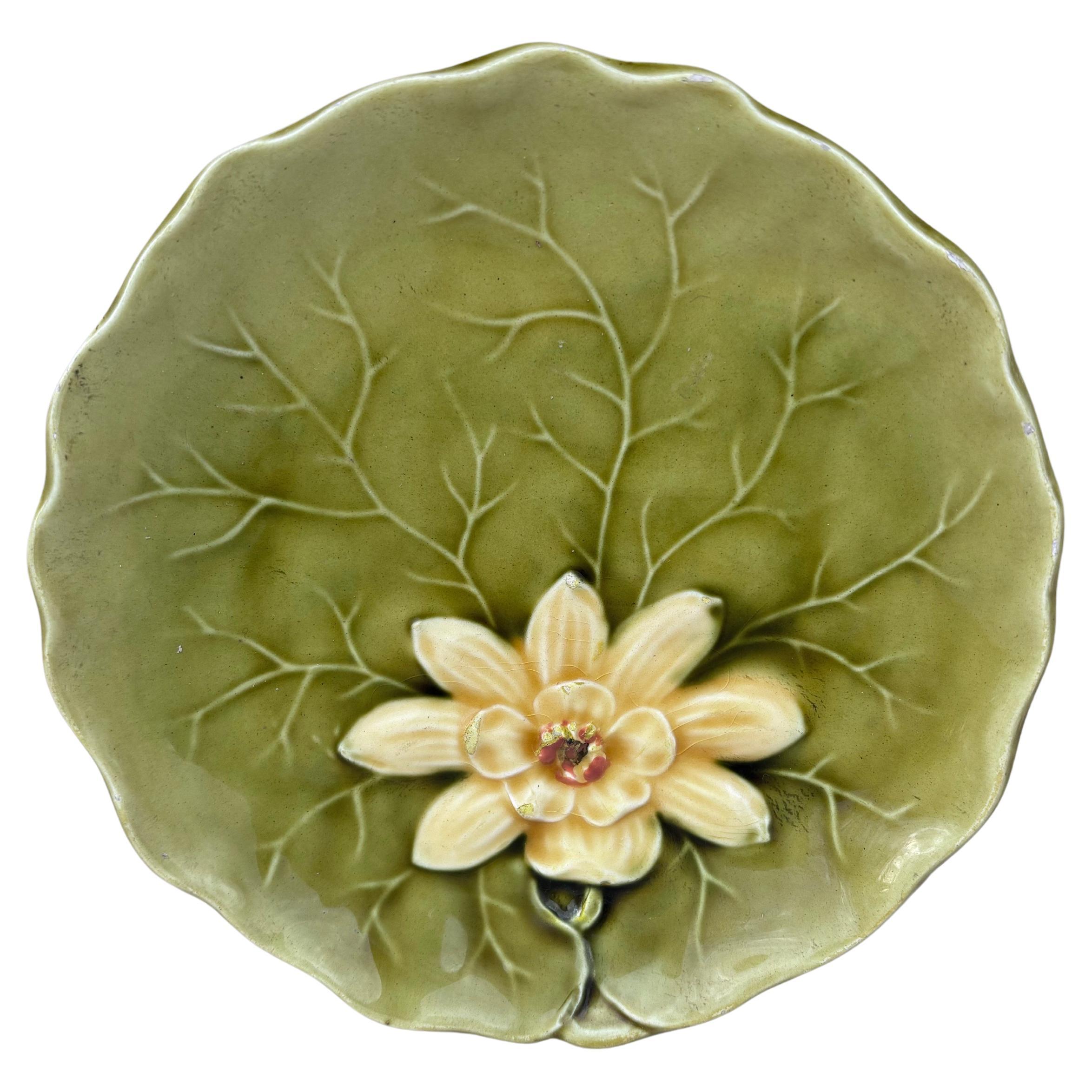 Small Majolica Water Lily Plate Villeroy & Boch, circa 1900