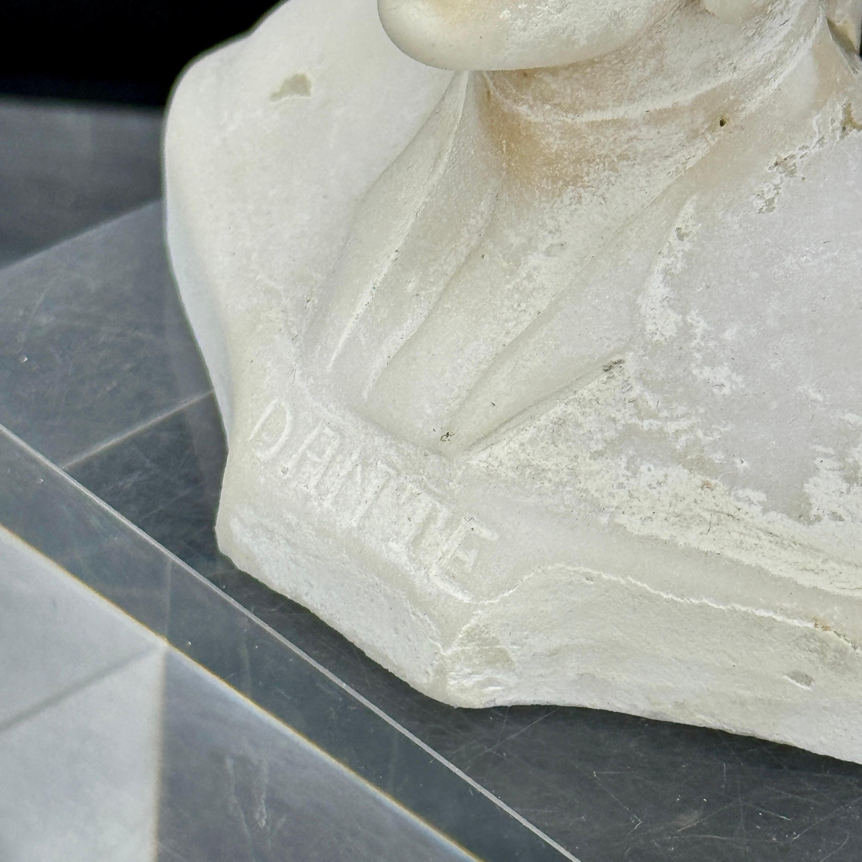 Petit buste de Dante, Italie en vente 4