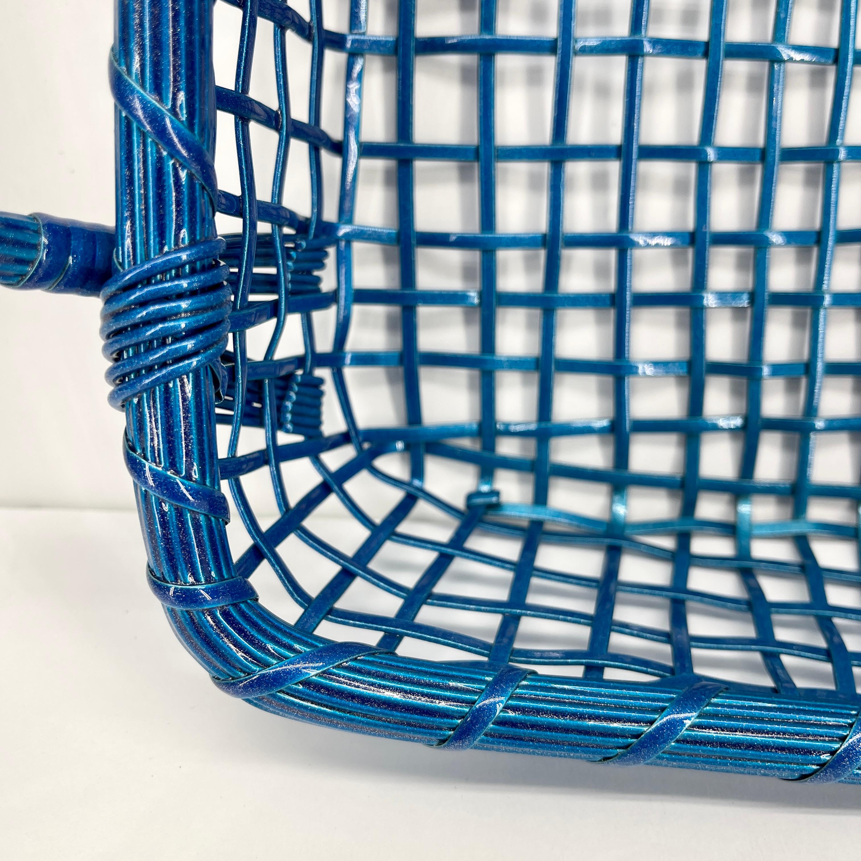 American Small Maui Blue Metal Wire Basket Tray with Two Handles For Sale