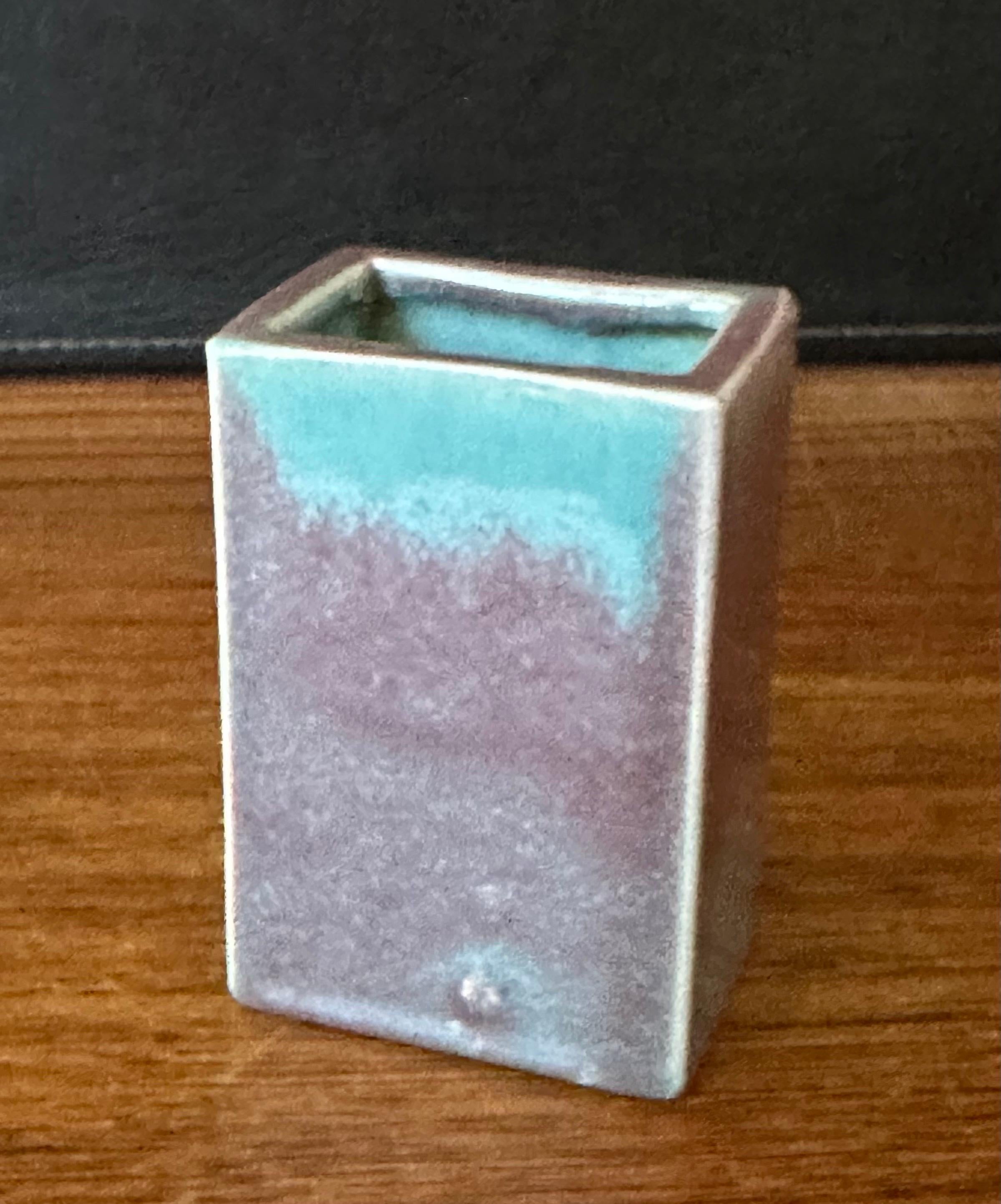 North American Small MCM Drip Glaze Ceramic Vase by Ken's of California For Sale