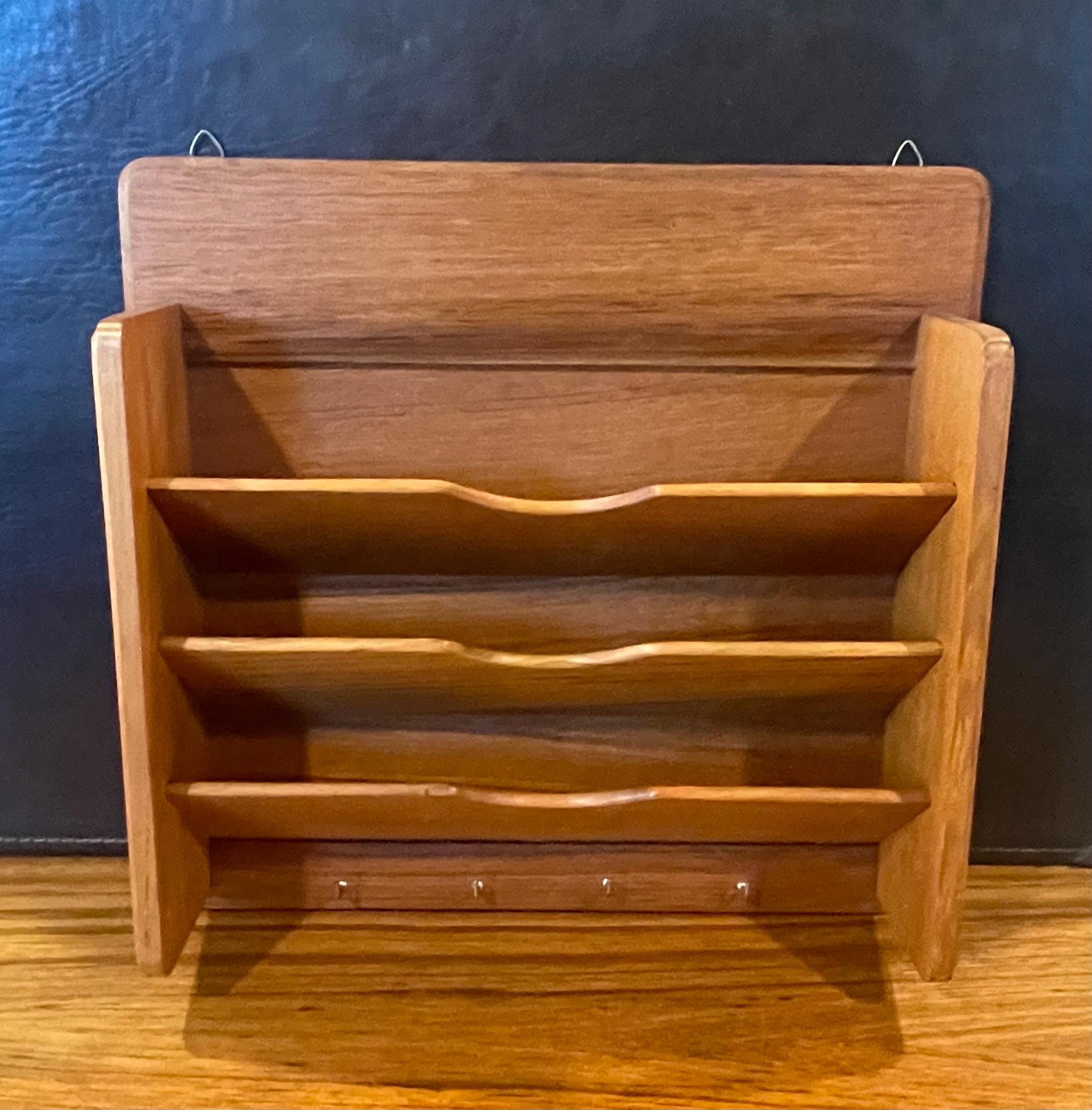 Small MCM Teak Wall Shelf / Organizer For Sale 2