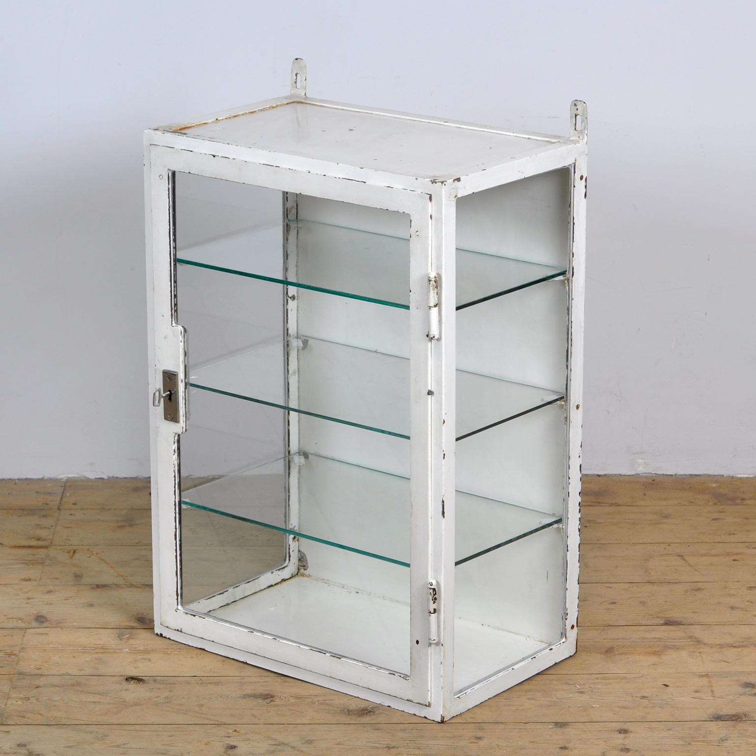 Small Medical Cabinet, 1930's For Sale 3