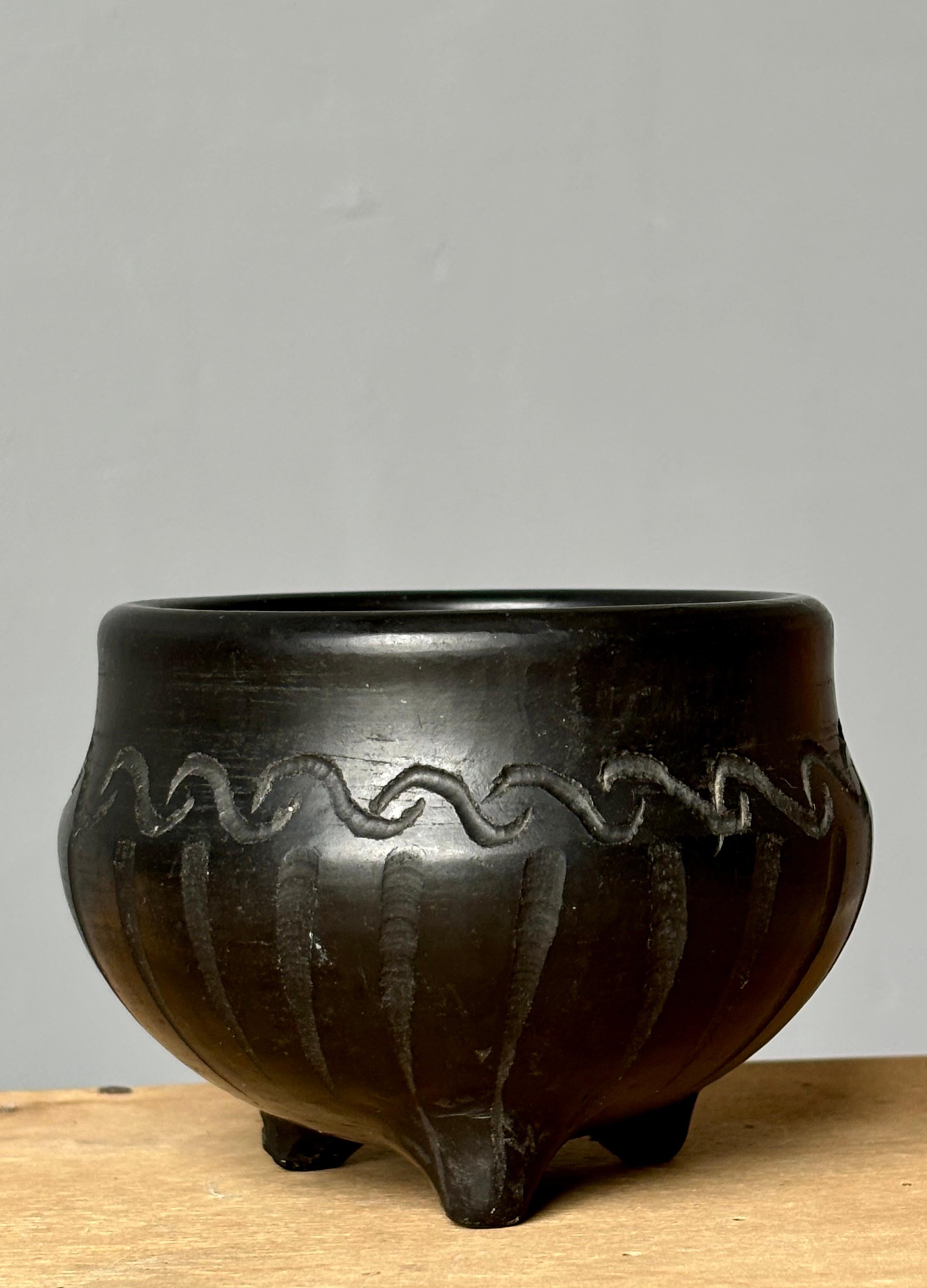 Mid-Century moderno Piccola ciotola in gres nero di Mette Doller, anni '60 in vendita
