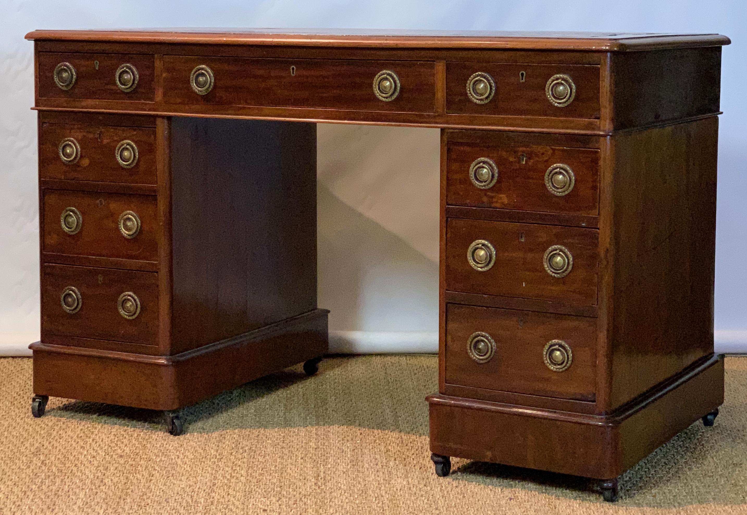 Hand-Crafted Small Mid-19th Century English Pedestal Desk