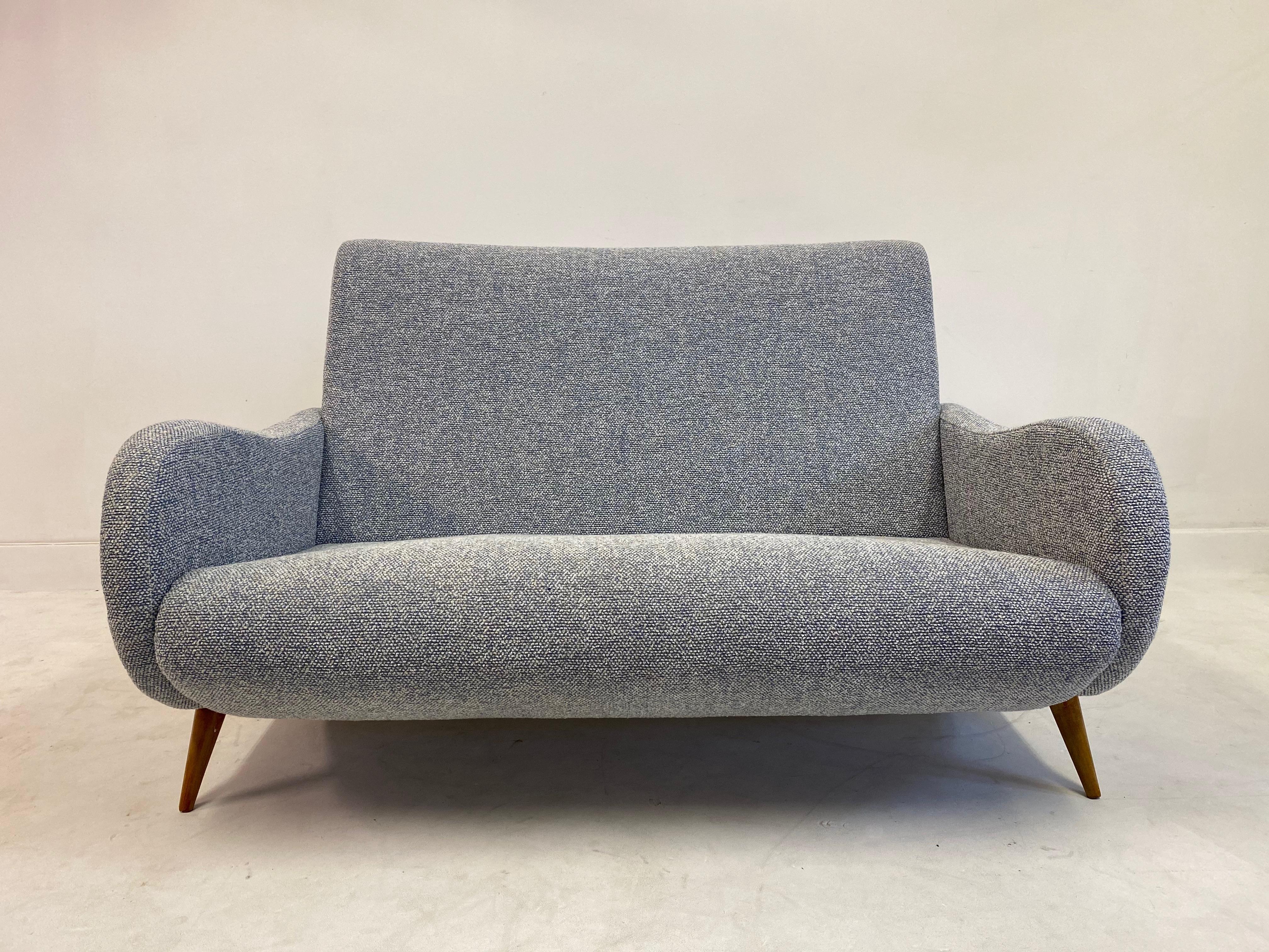 Small sofa 

Reupholstered in Sahco Moss

Twisted yarn and chenille fabric designed by Vincent Van Duysen

Turned conical legs with brass covers 

Italian, 1950s.