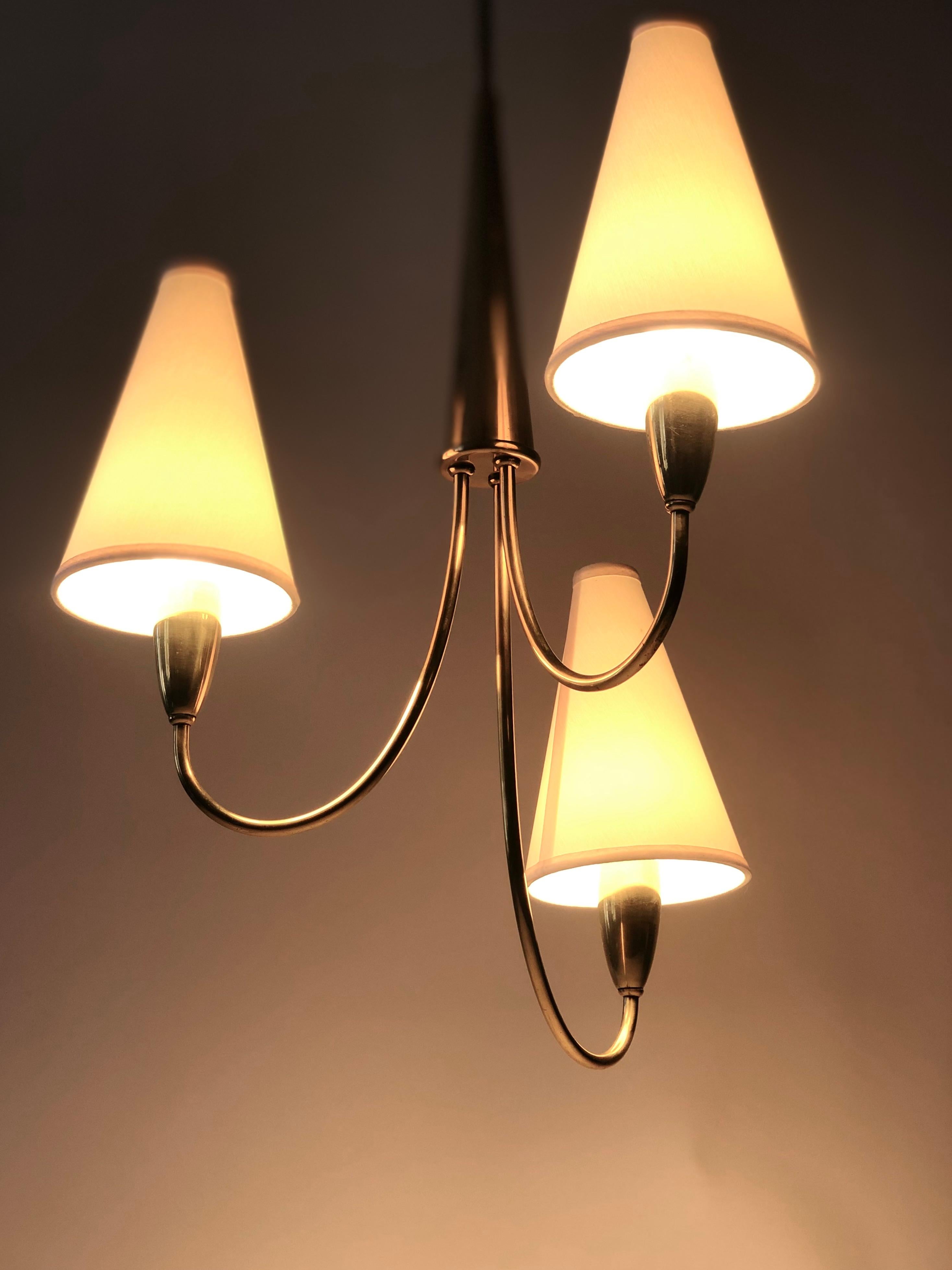 Small Mid Century Chandelier in Brass with three Paper Shades For Sale 8