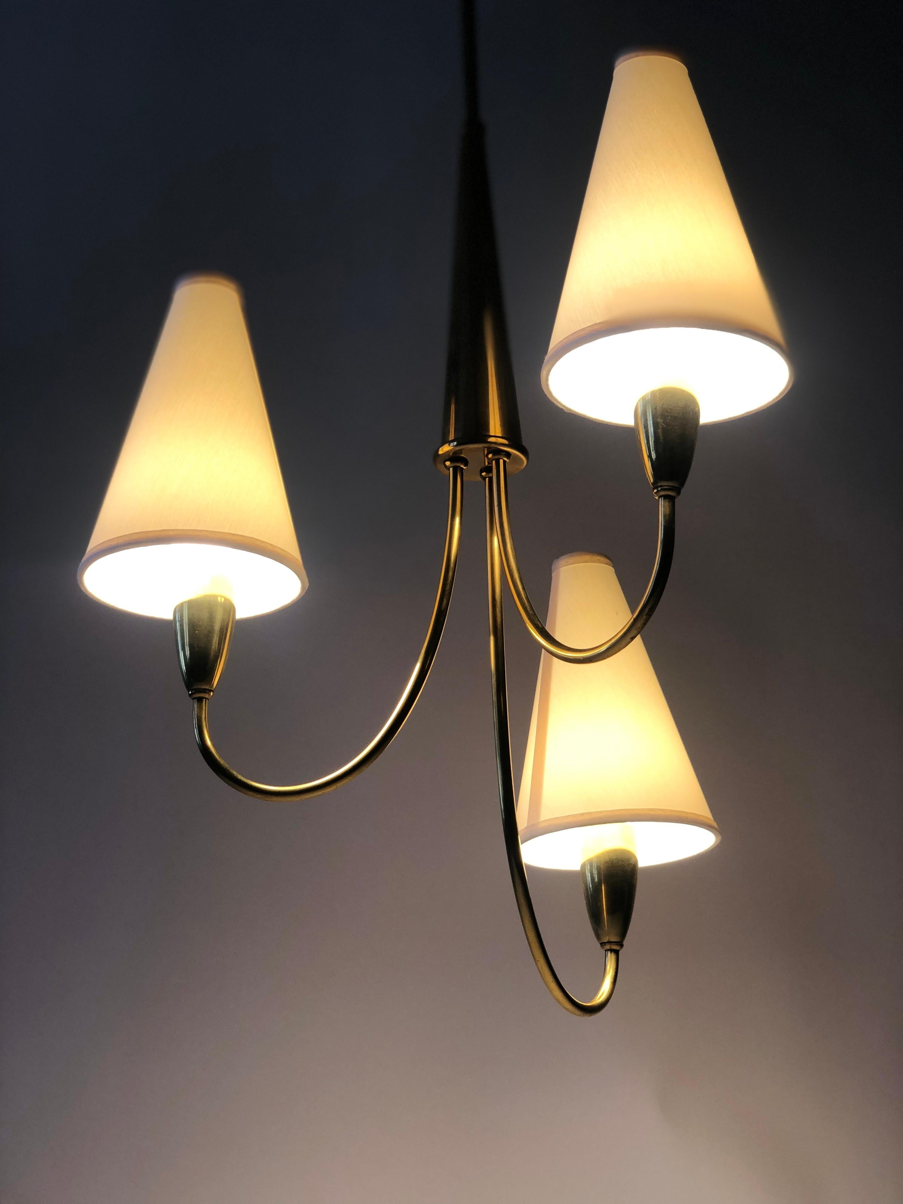 Small Mid Century Chandelier in Brass with three Paper Shades For Sale 9