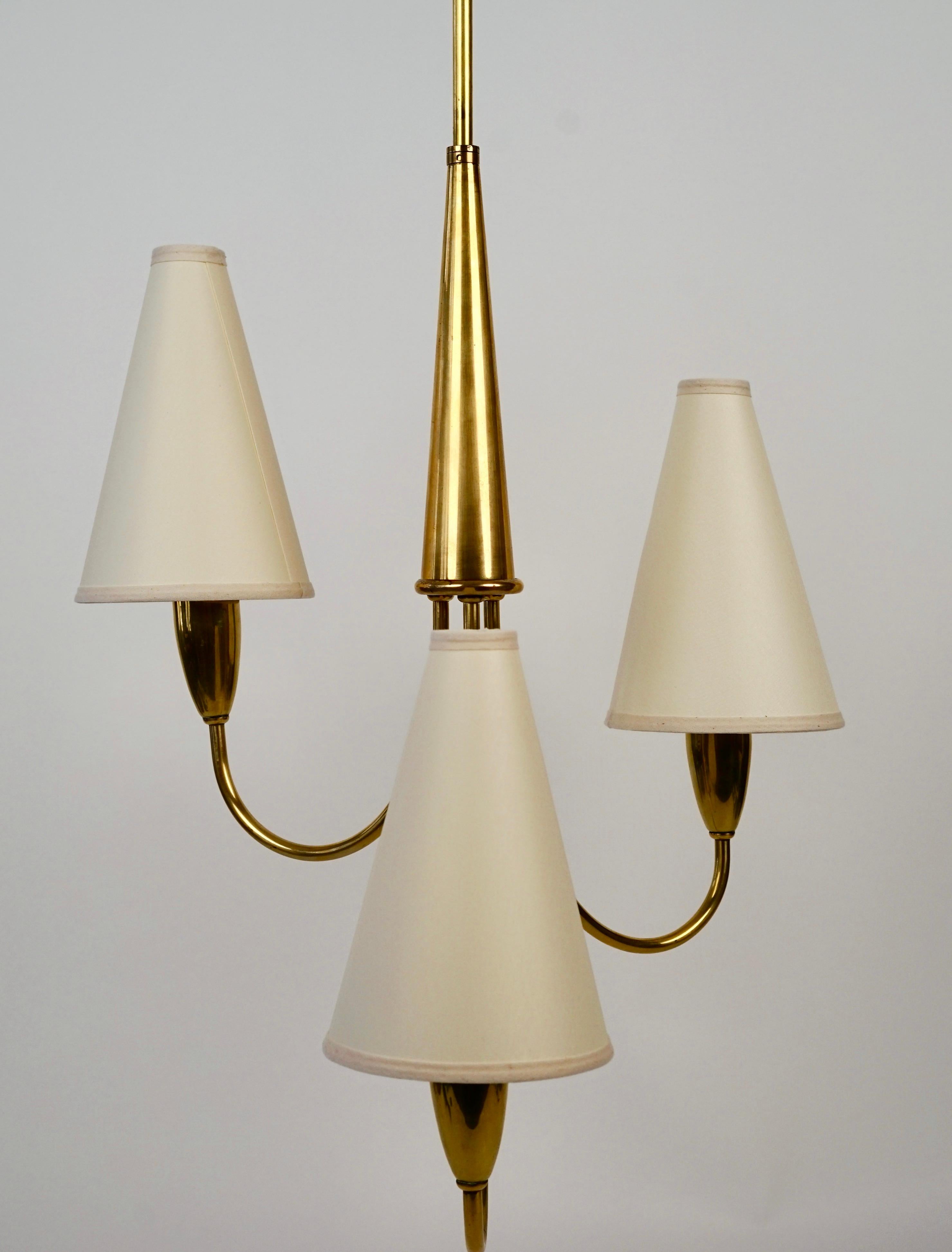 Small Mid Century Chandelier in Brass with three Paper Shades For Sale 2