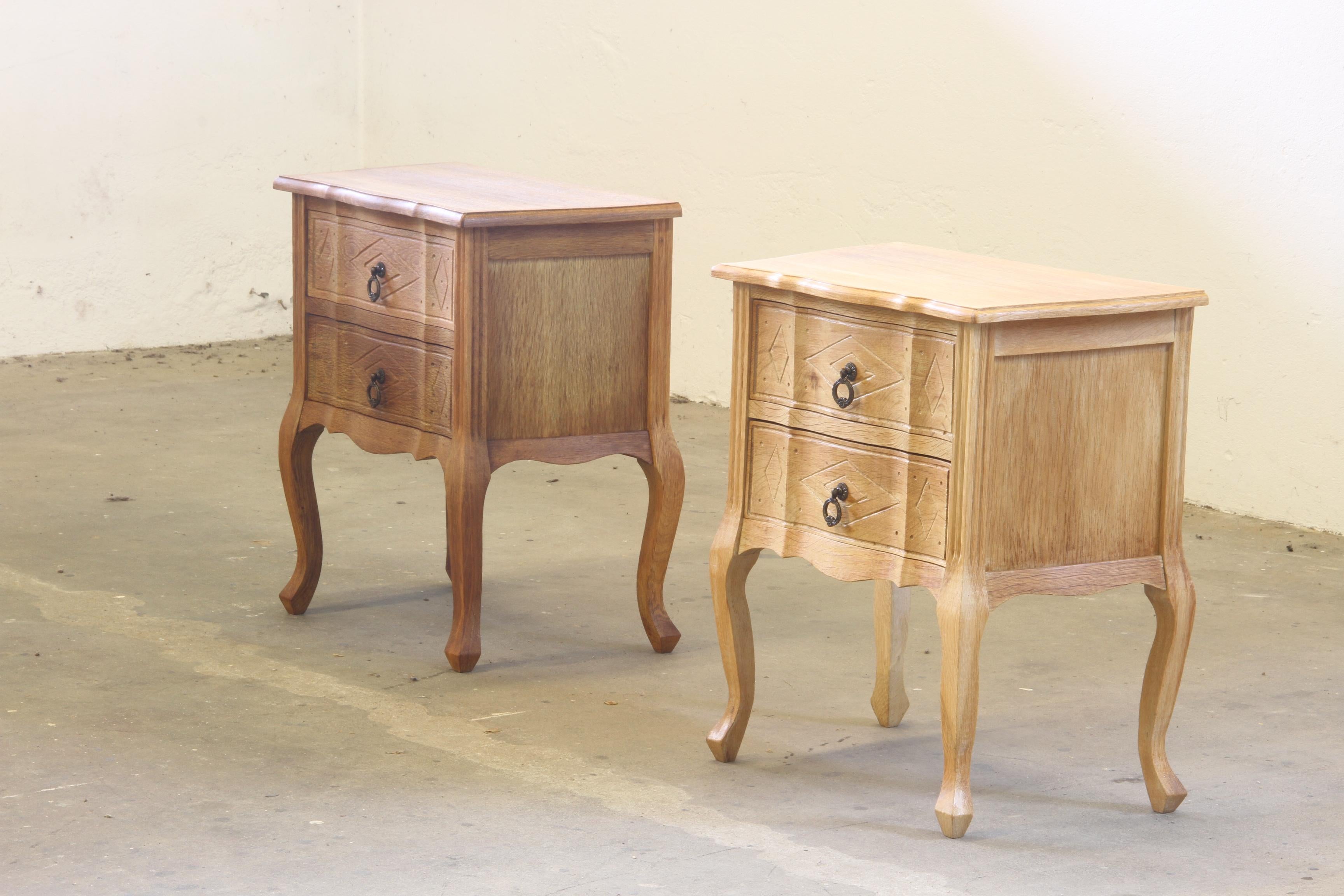 Kleiner dänischer Eichenholzschrank aus der Mitte des Jahrhunderts, Nachttisch, 1960er Jahre im Zustand „Gut“ im Angebot in Store Heddinge, DK