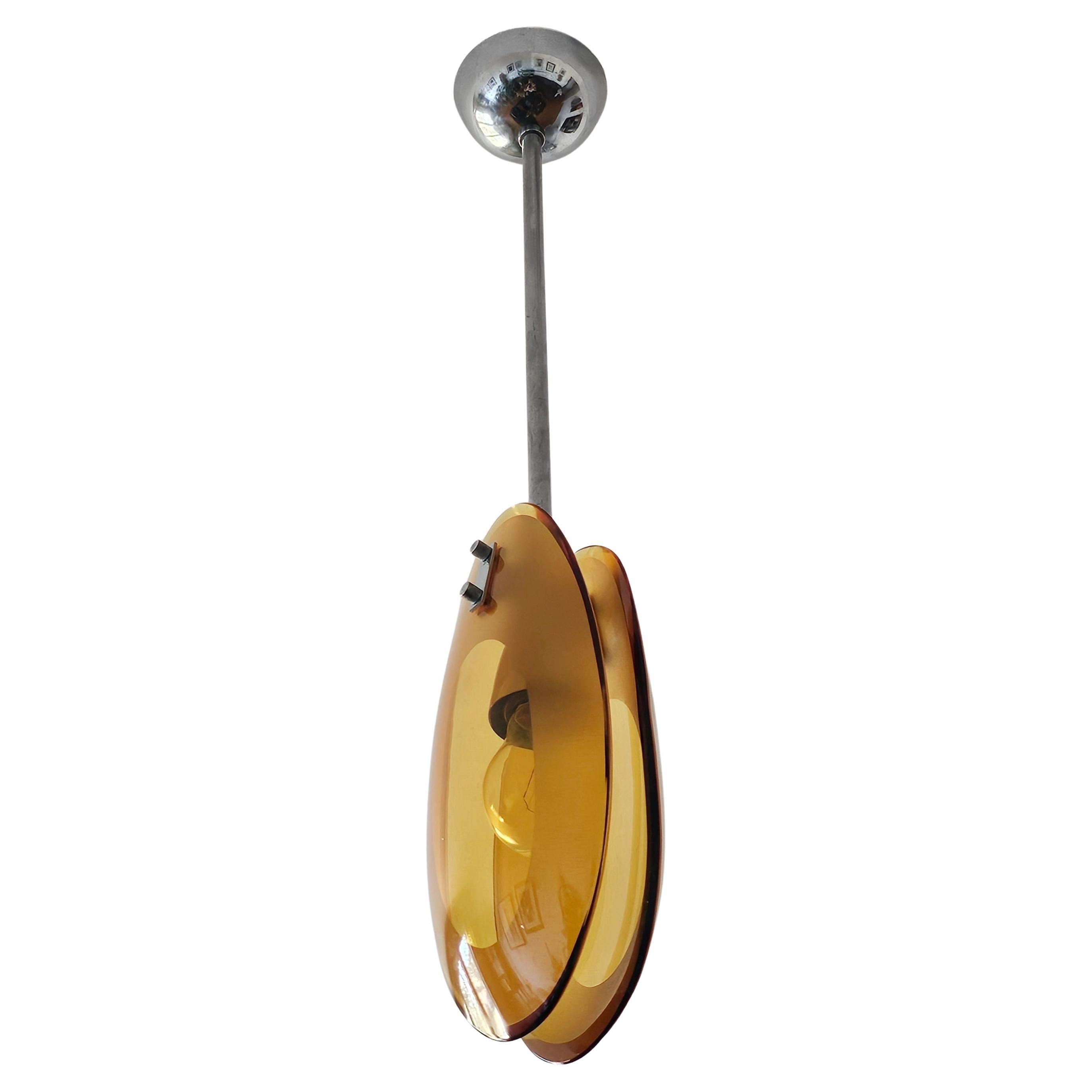 Petite suspension suspendue mi-siècle en verre de Murano ambré attribuée à Max Ingrand en vente