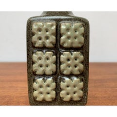 Kleine ostdeutsche GDR-Keramikvase aus der Mitte des Jahrhunderts von VEB Haldensleben, 1960er Jahre