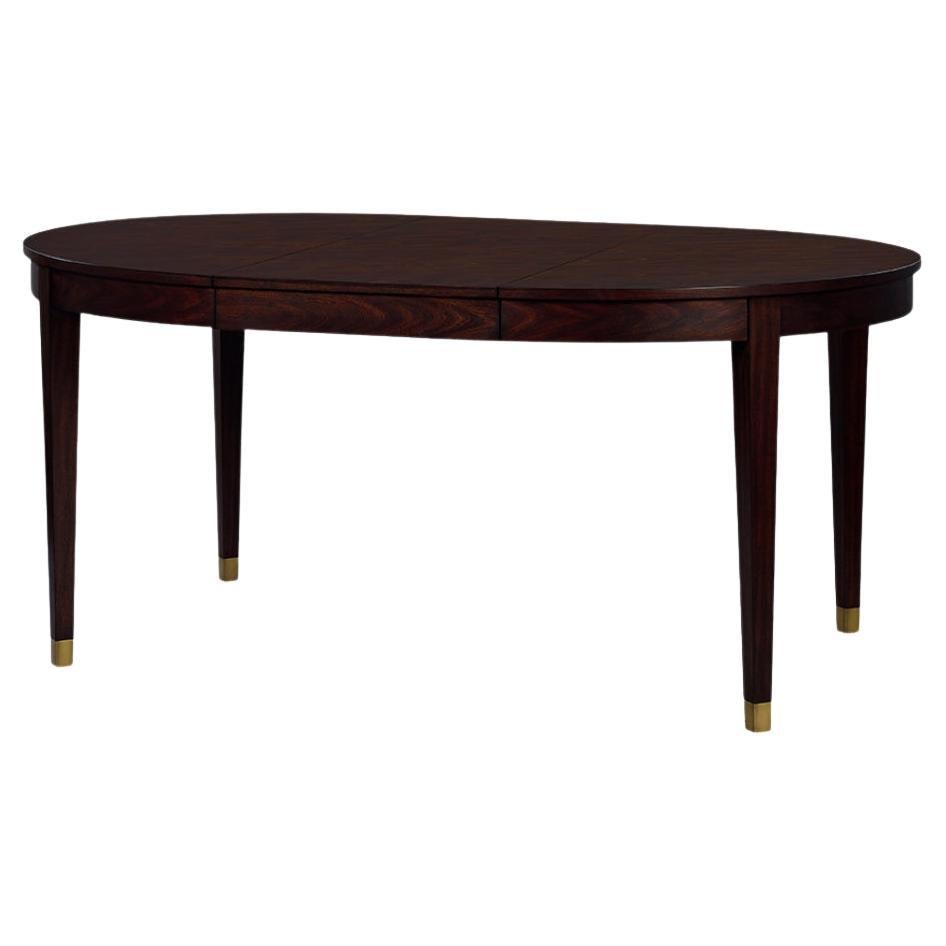 Mesa de comedor extensible pequeña de mediados de siglo