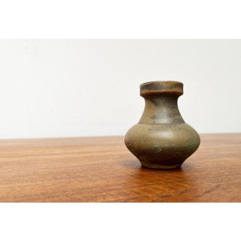 Piccolo vaso di metà secolo in Studio Pottery tedesco di Liebfriede Bernstiel, anni '60 in vendita 3