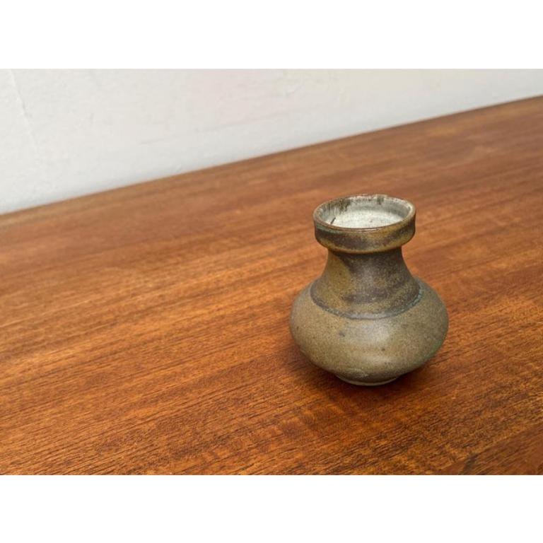 Tedesco Piccolo vaso di metà secolo in Studio Pottery tedesco di Liebfriede Bernstiel, anni '60 in vendita