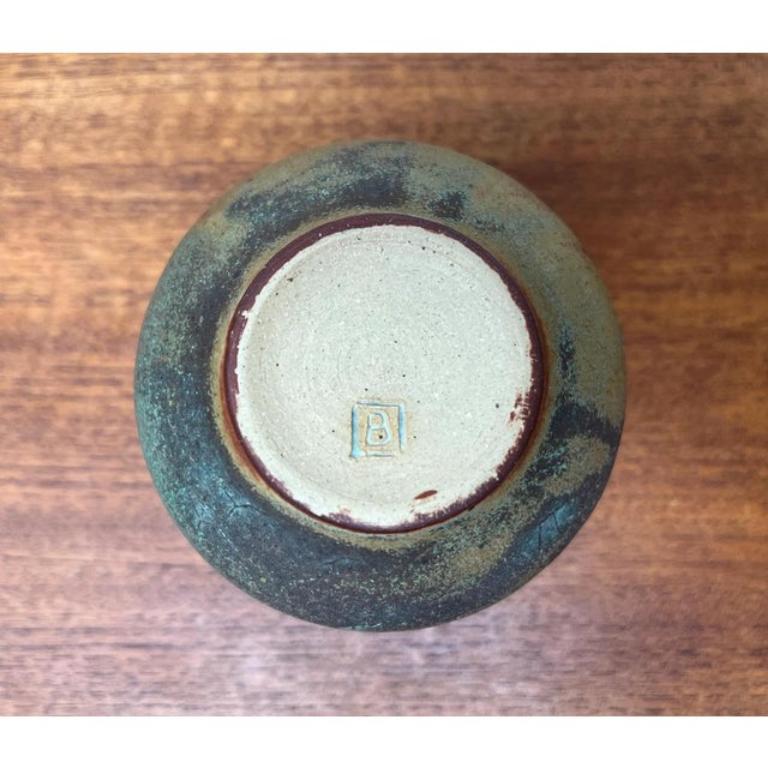 Piccolo vaso di metà secolo in Studio Pottery tedesco di Liebfriede Bernstiel, anni '60 in vendita 2