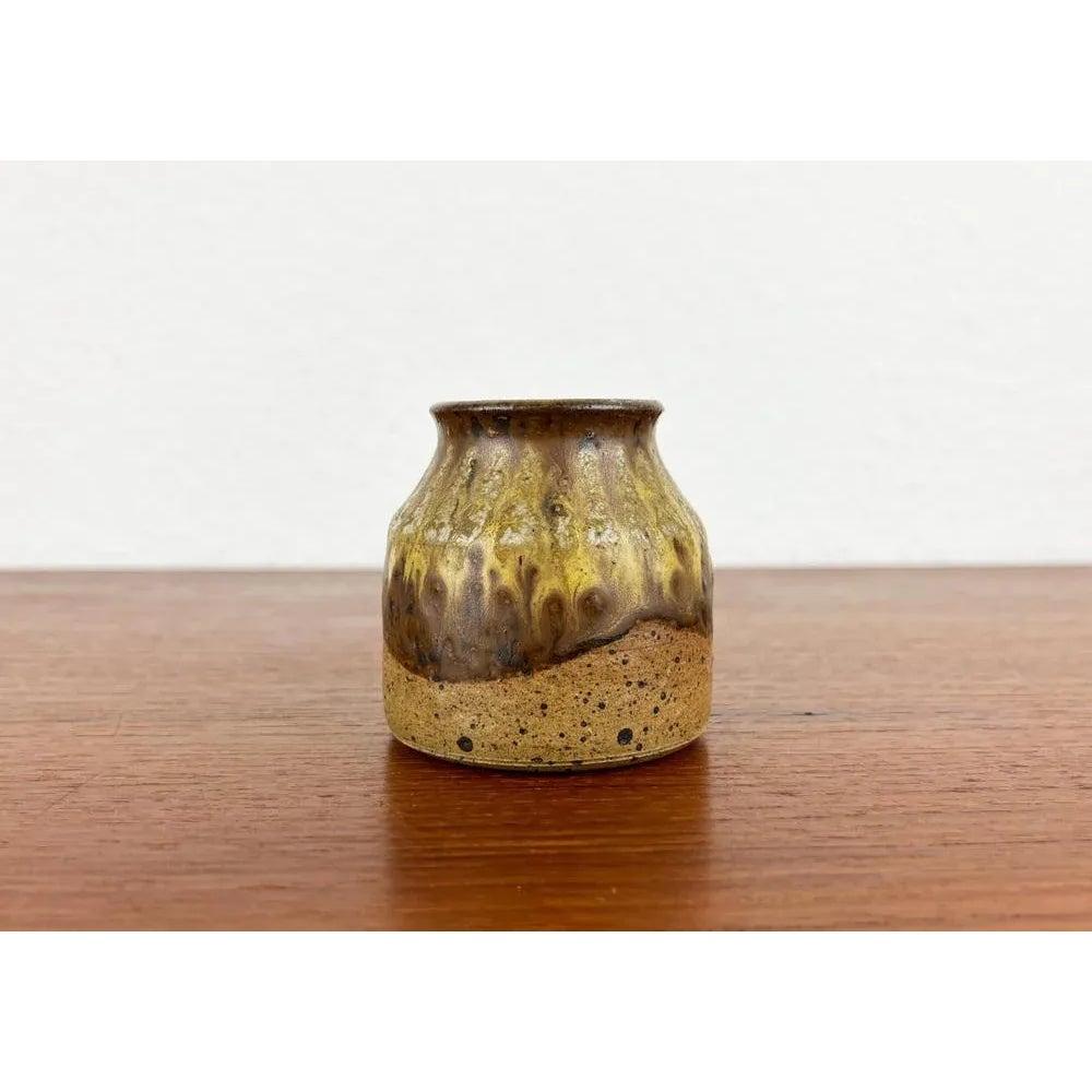 Tedesco Piccolo vaso in Studio Pottery di Walter Stürmer, 1960 in vendita