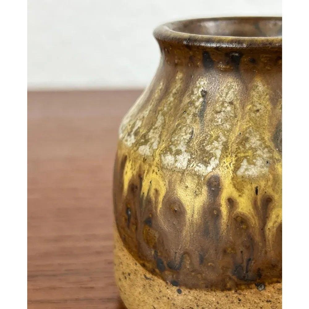 Ceramica Piccolo vaso in Studio Pottery di Walter Stürmer, 1960 in vendita