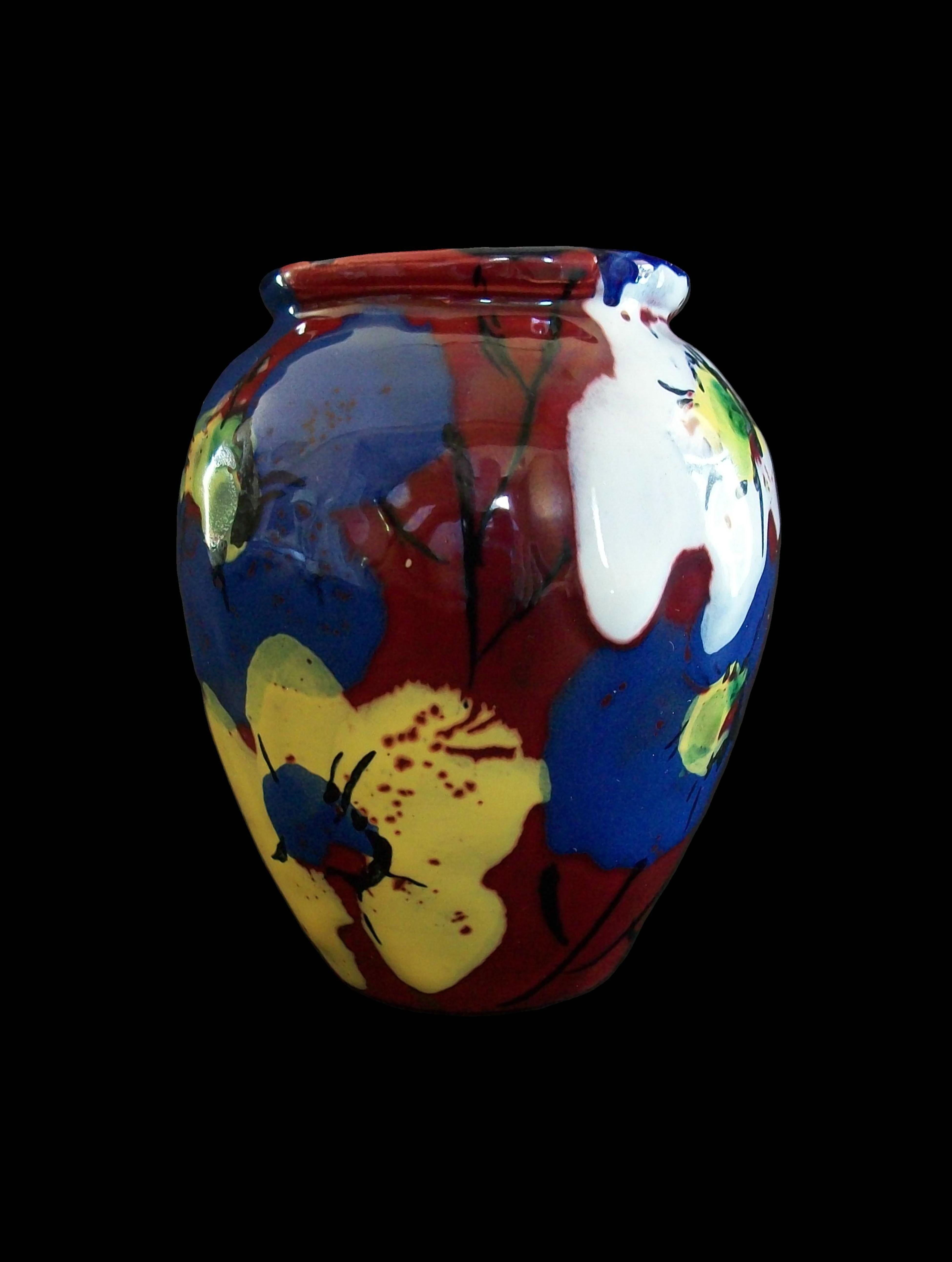 Piccolo vaso in terracotta dipinta e smaltata della metà del secolo scorso - Italia - CIRCA 1950 in vendita 2