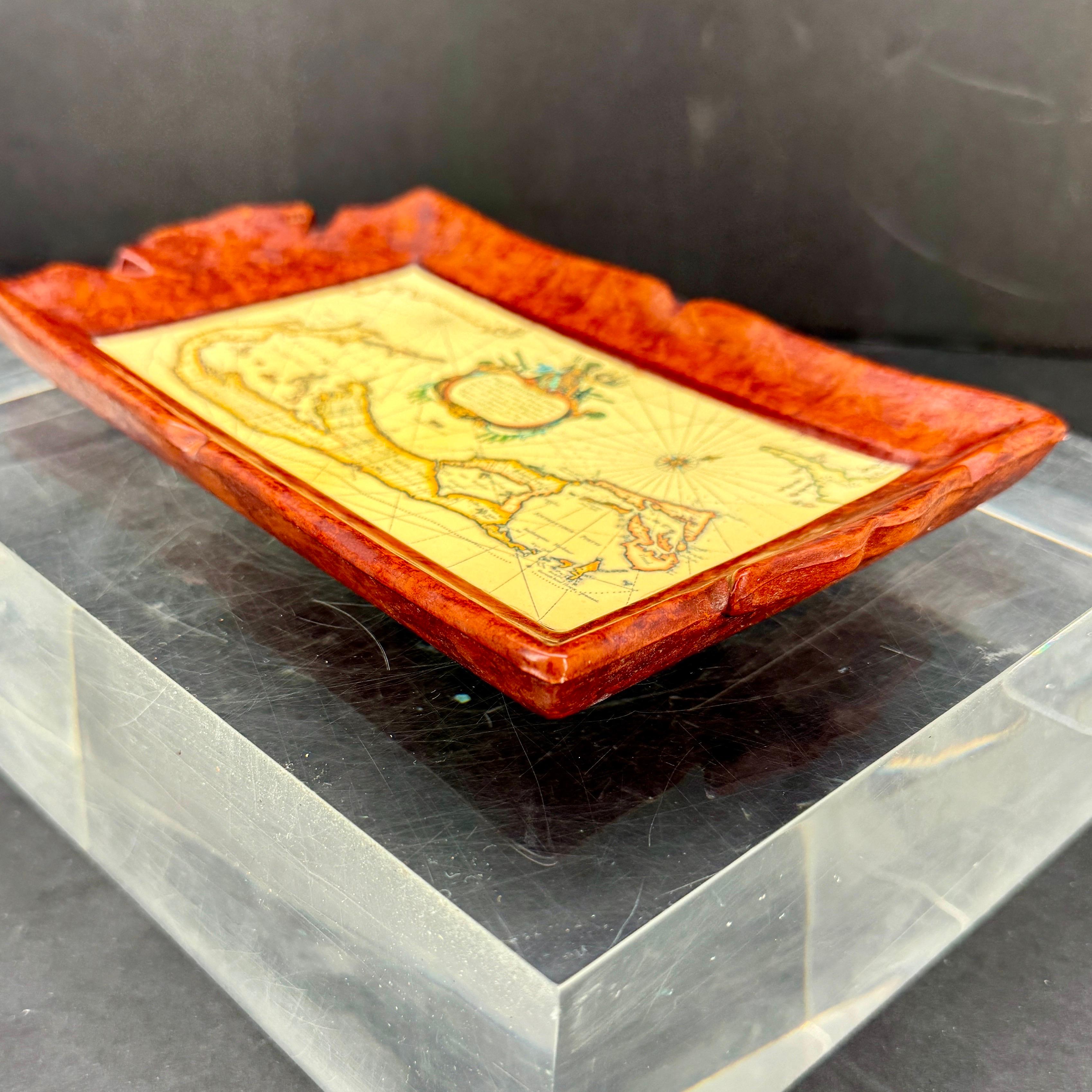 20th Century Small Mid-Century Italian Burl Tray and Map of Bermuda For Sale