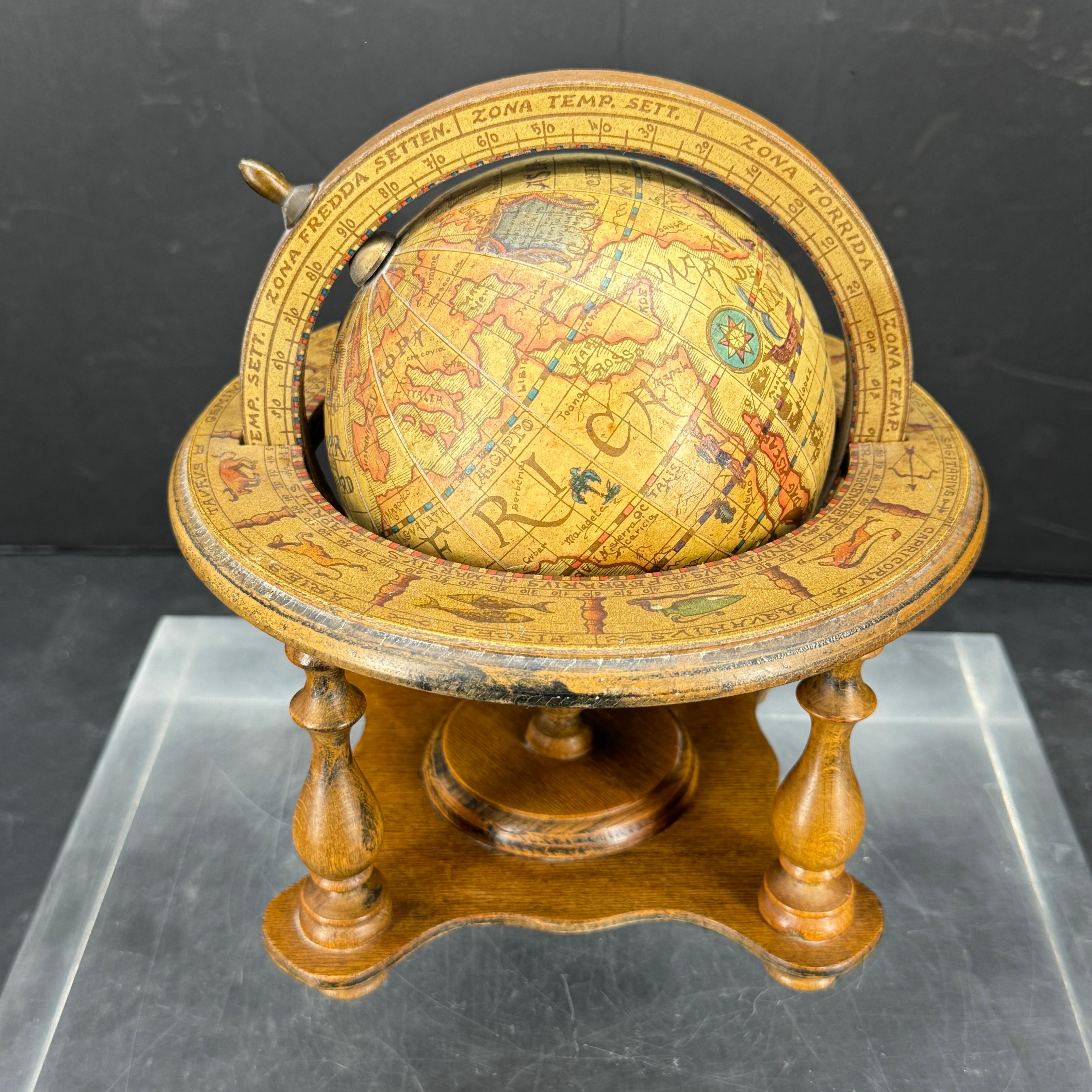 Small Mid-Century Modern Italian Globe for Bar Desk Table 4