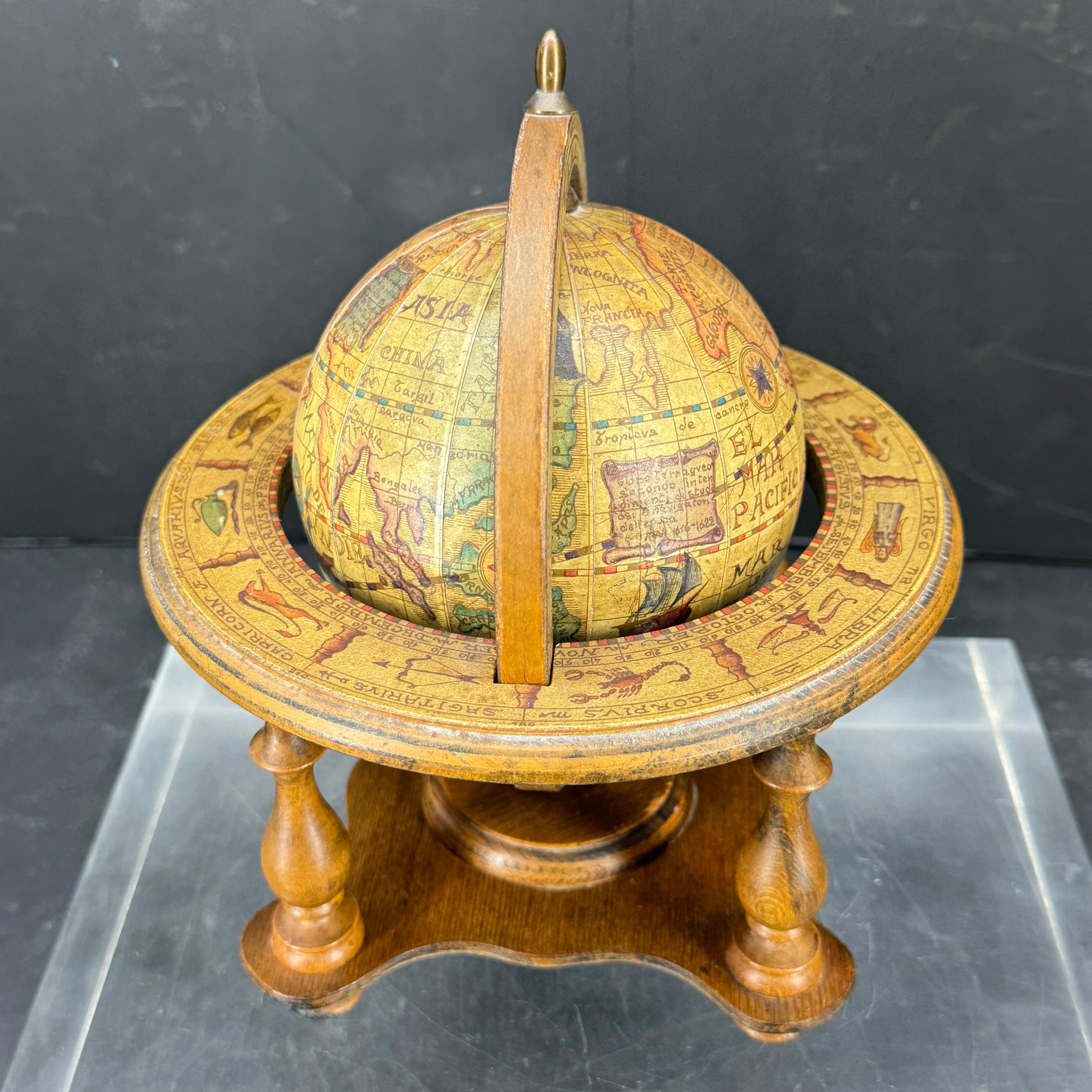 Small Mid-Century Modern Italian Globe for Bar Desk Table 6