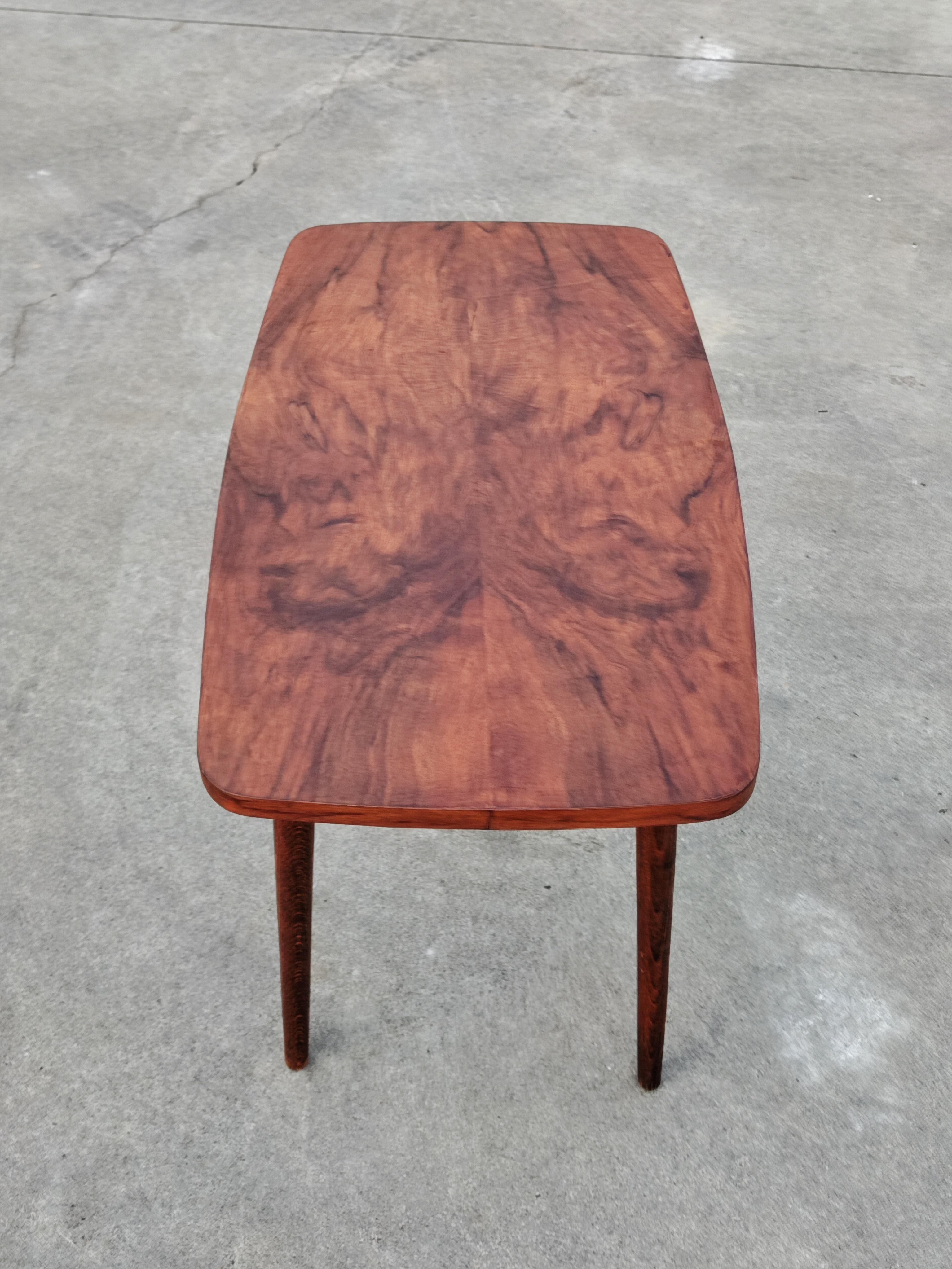 Small Mid-Century Modern Side Table with Walnut Veneer Top, Denmark 1960s For Sale 3