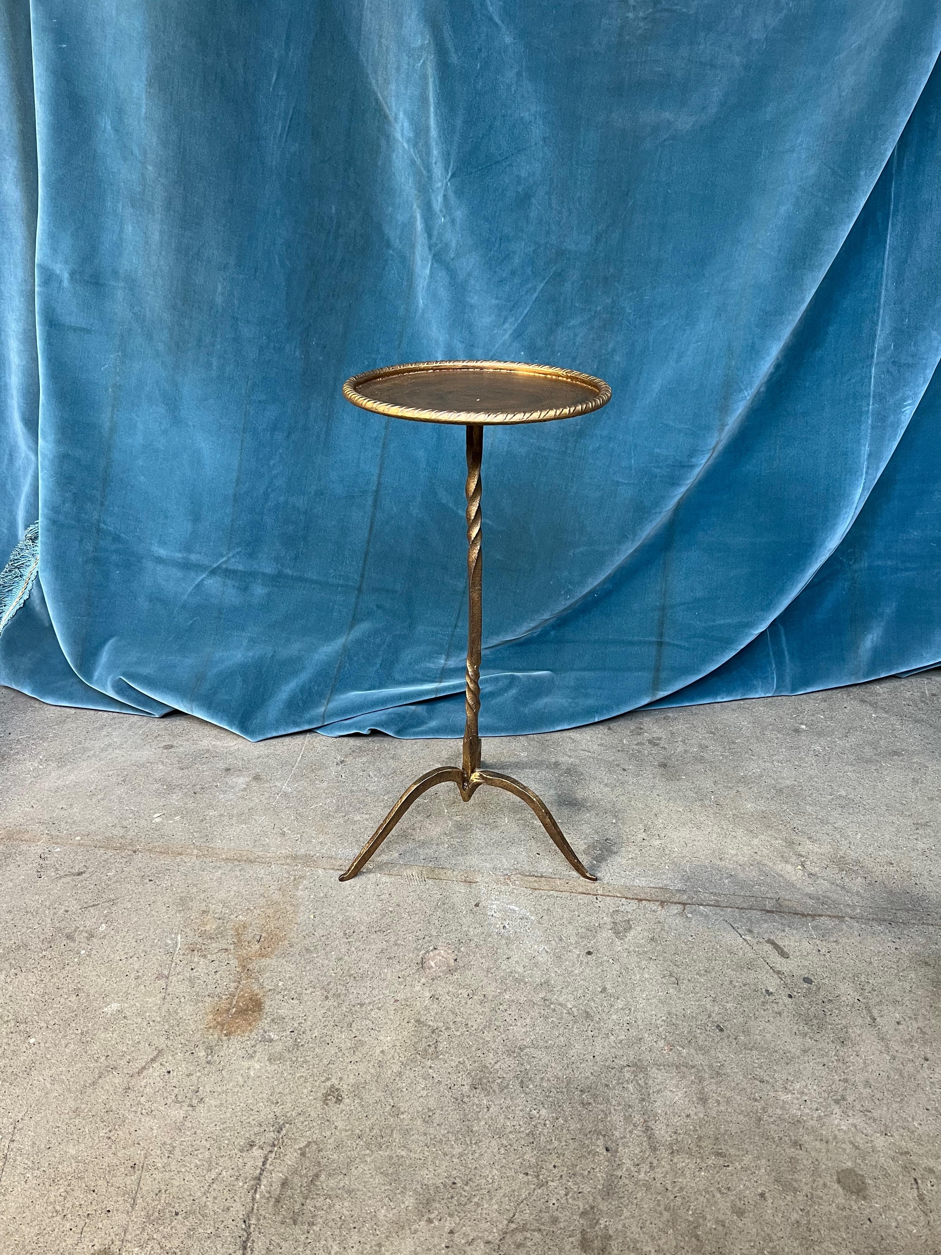 Small Mid Century Modern Style Metal Drinks Table with Pointed Feet For Sale 2