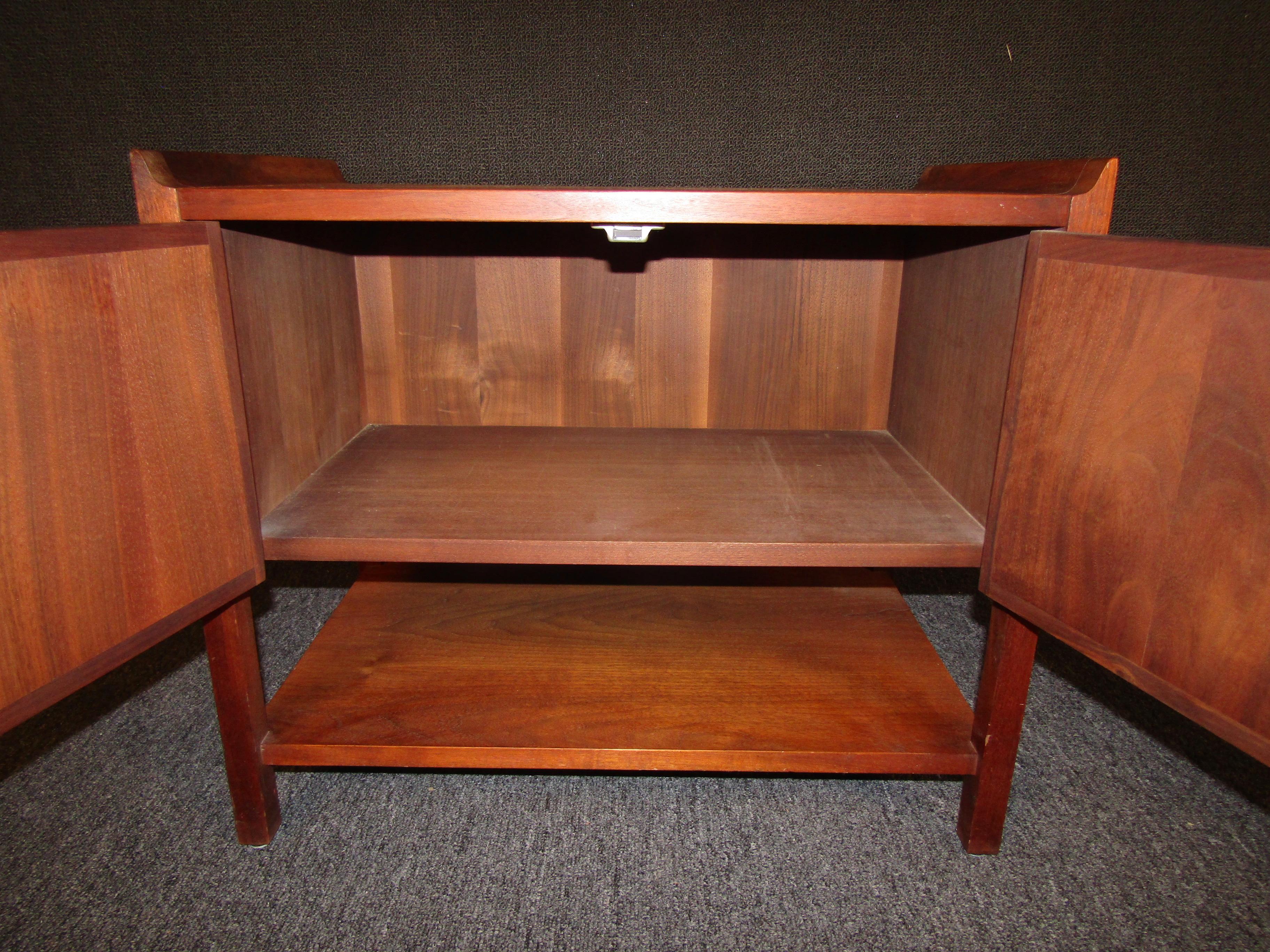 20th Century Small Mid-Century Modern Walnut Side Cabinet For Sale