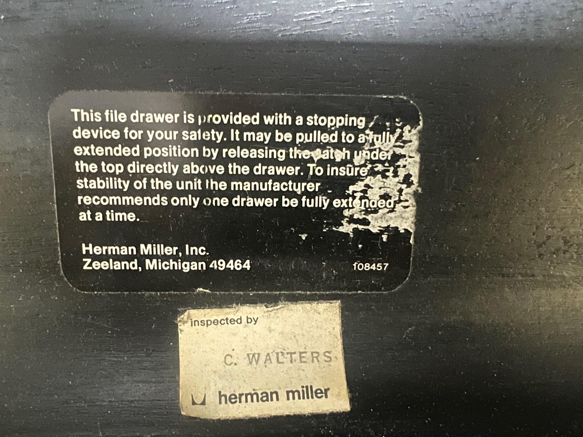 Small Mid Century Modern Zebra Wood  Desk By Peter Protzman For Herman Miller For Sale 12