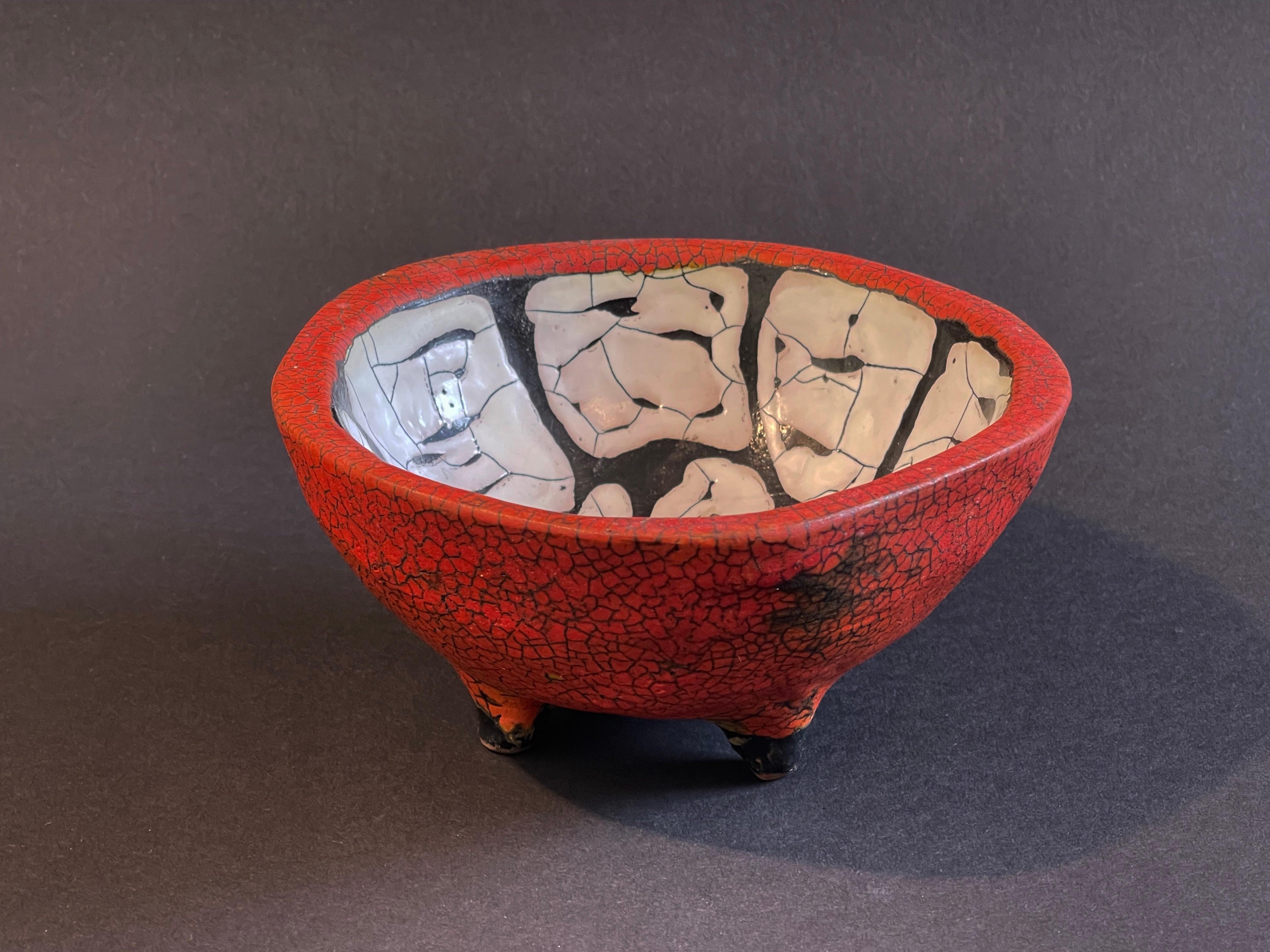 Hand-Crafted Small Mid Century Raku & Fat Lava Ceramic Bowl Ethnic Style, possibly Germany
