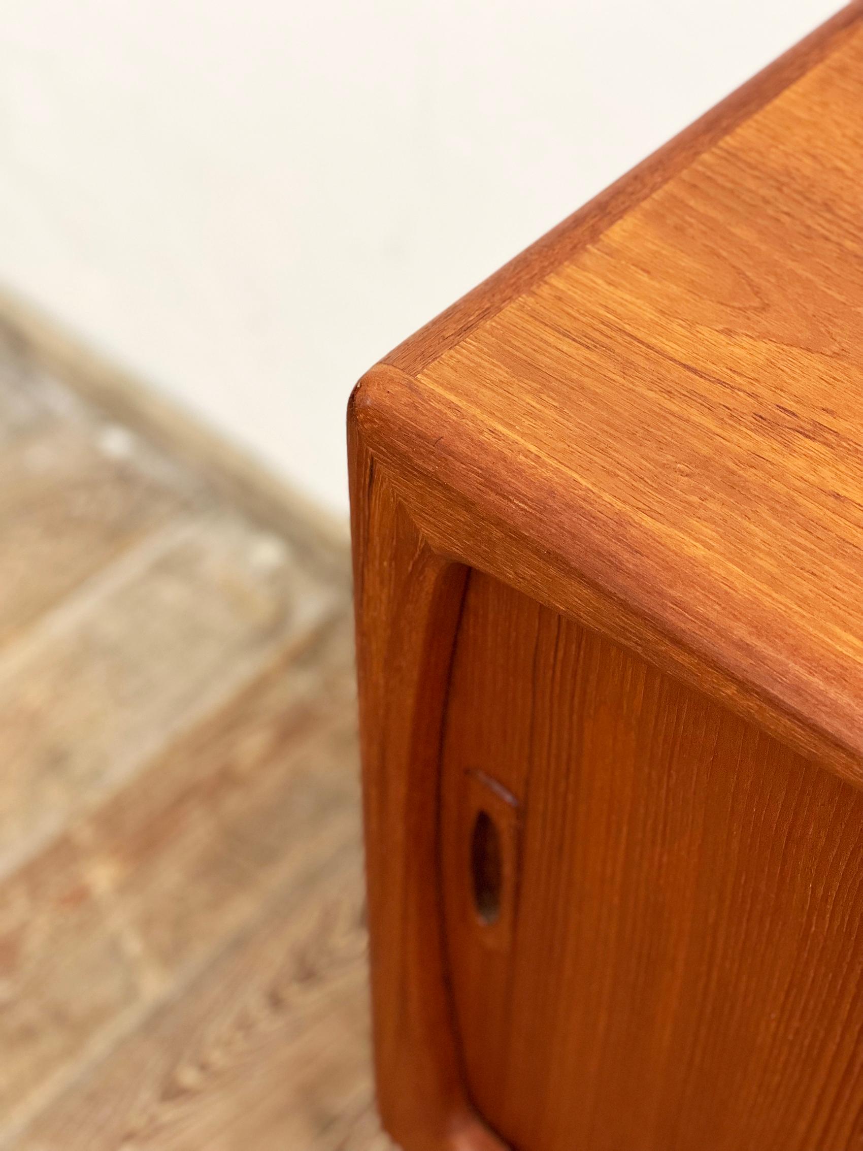 Small Mid Century Sideboard or Credenza, Danish Teak Wood Design by H.P.Hansen 6