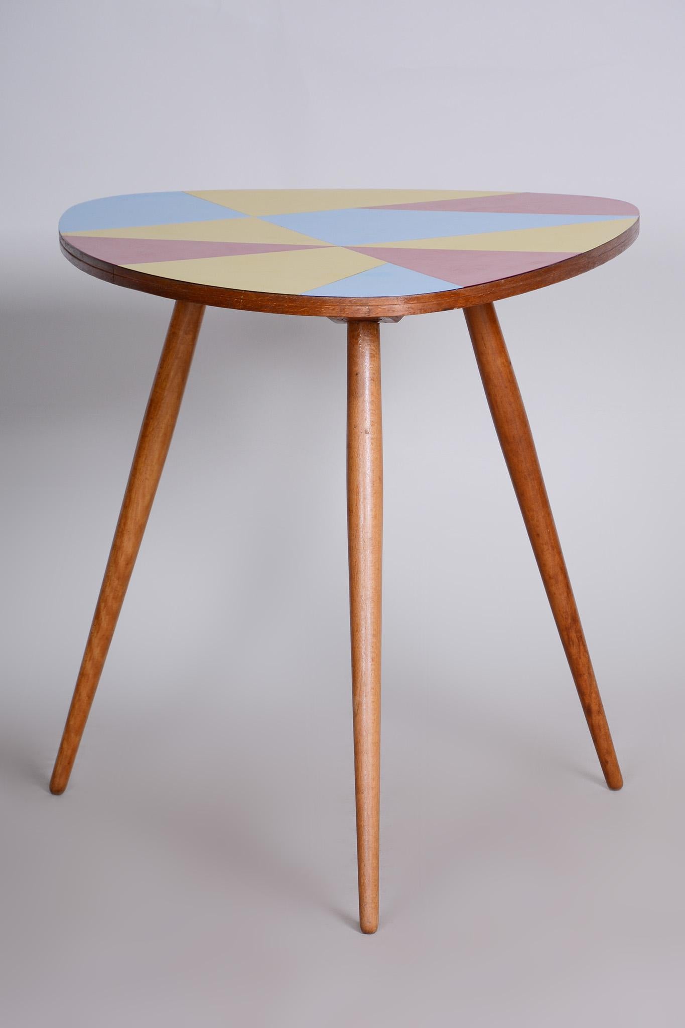 Mid-Century Modern Small Mid Century Table, Made in Czechia, 1950s, Original Condition