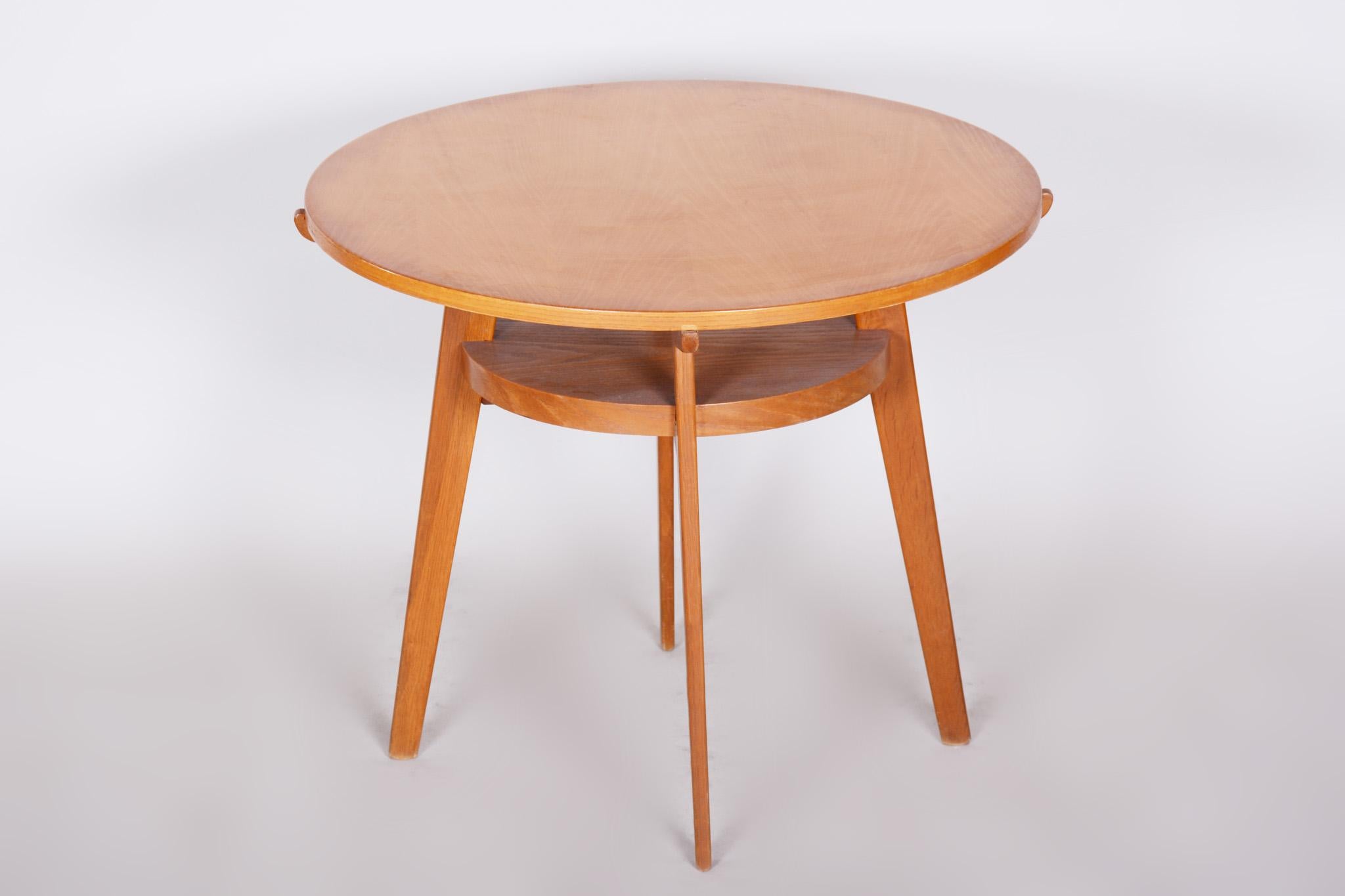 20th Century Small Mid Century Table, Made in Czechia, 1950s, Original Condition, Oak For Sale