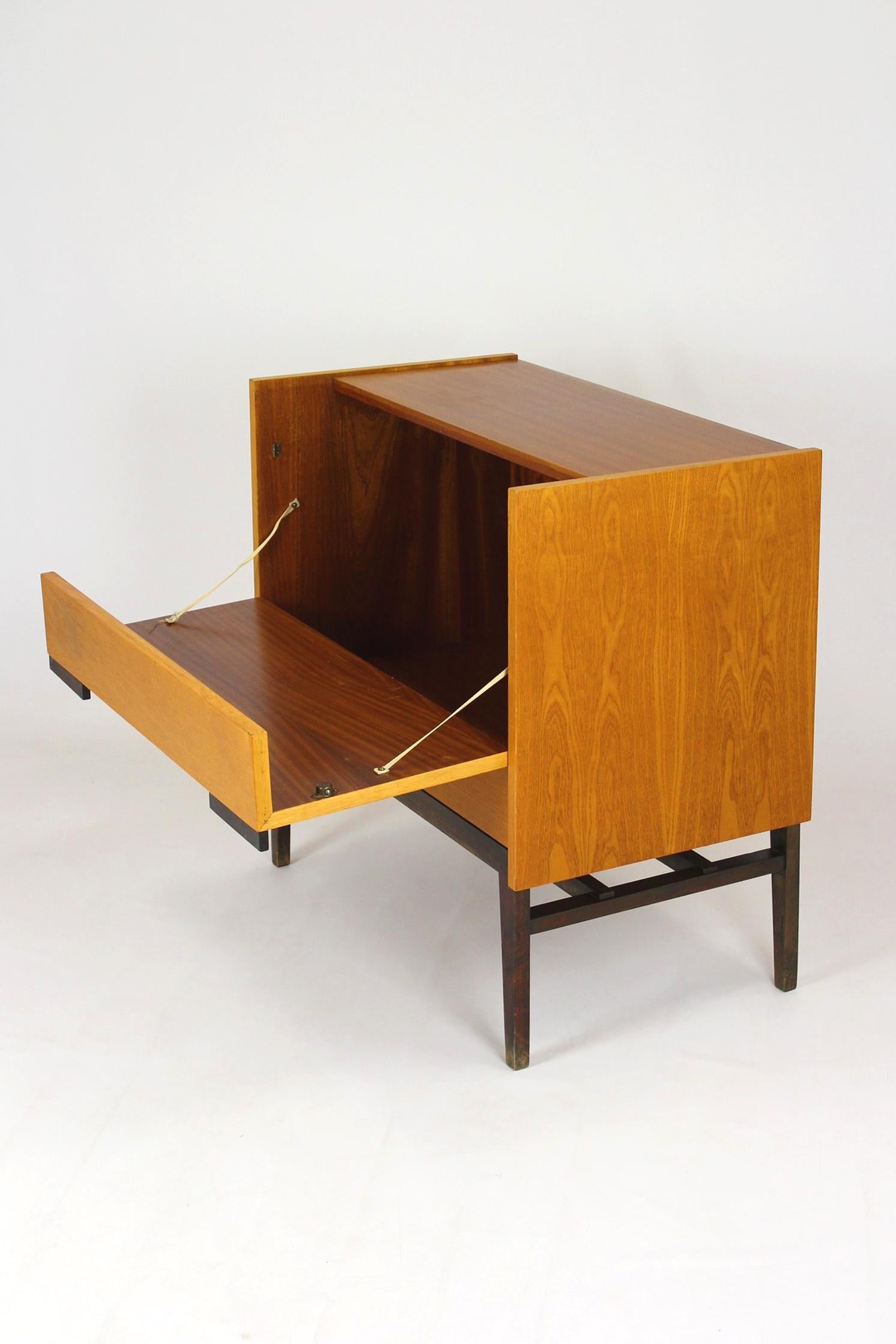 Small Midcentury Sideboard from UP Zavody, 1970 For Sale 4