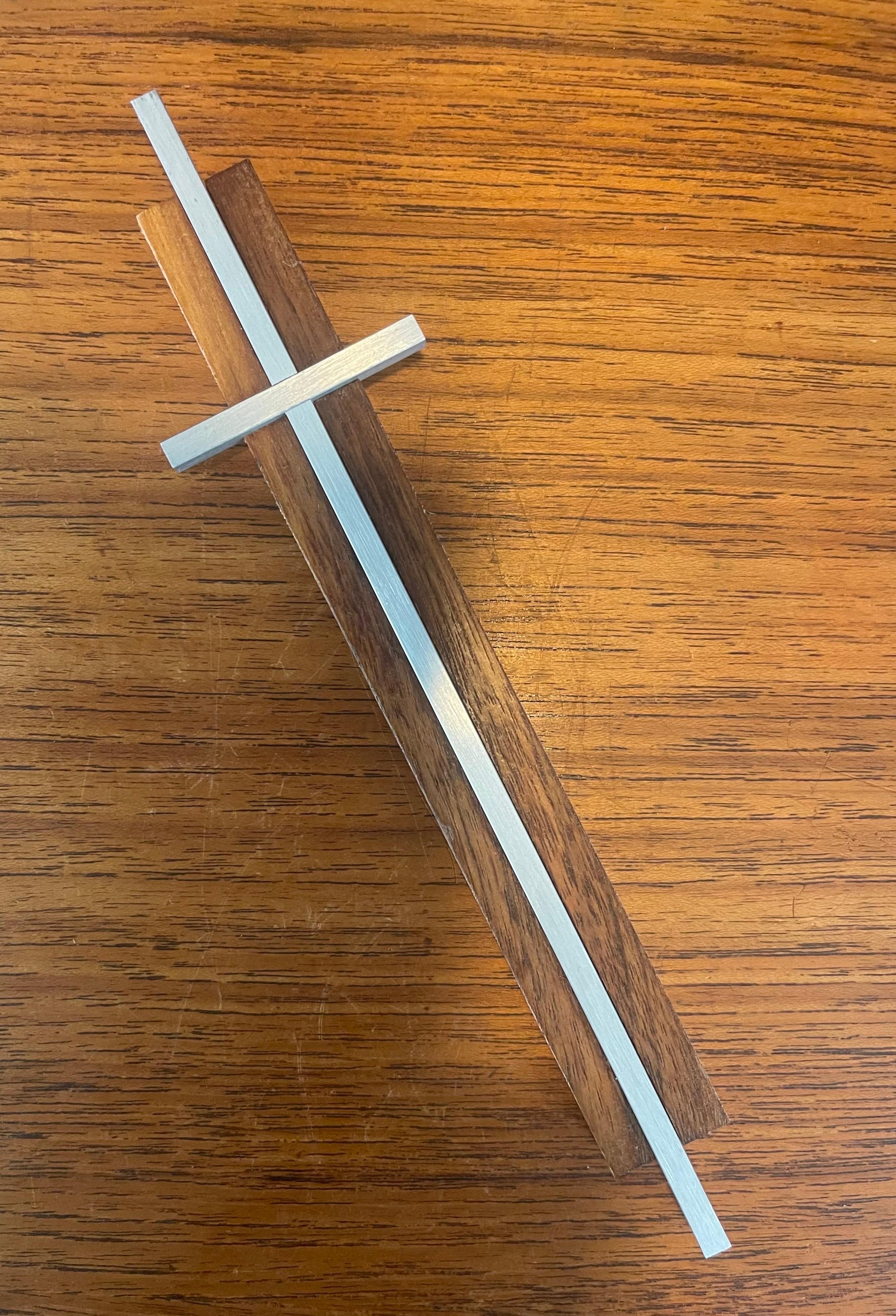 Small Minimalist Walnut and Aluminum Crucifix / Cross In Good Condition For Sale In San Diego, CA