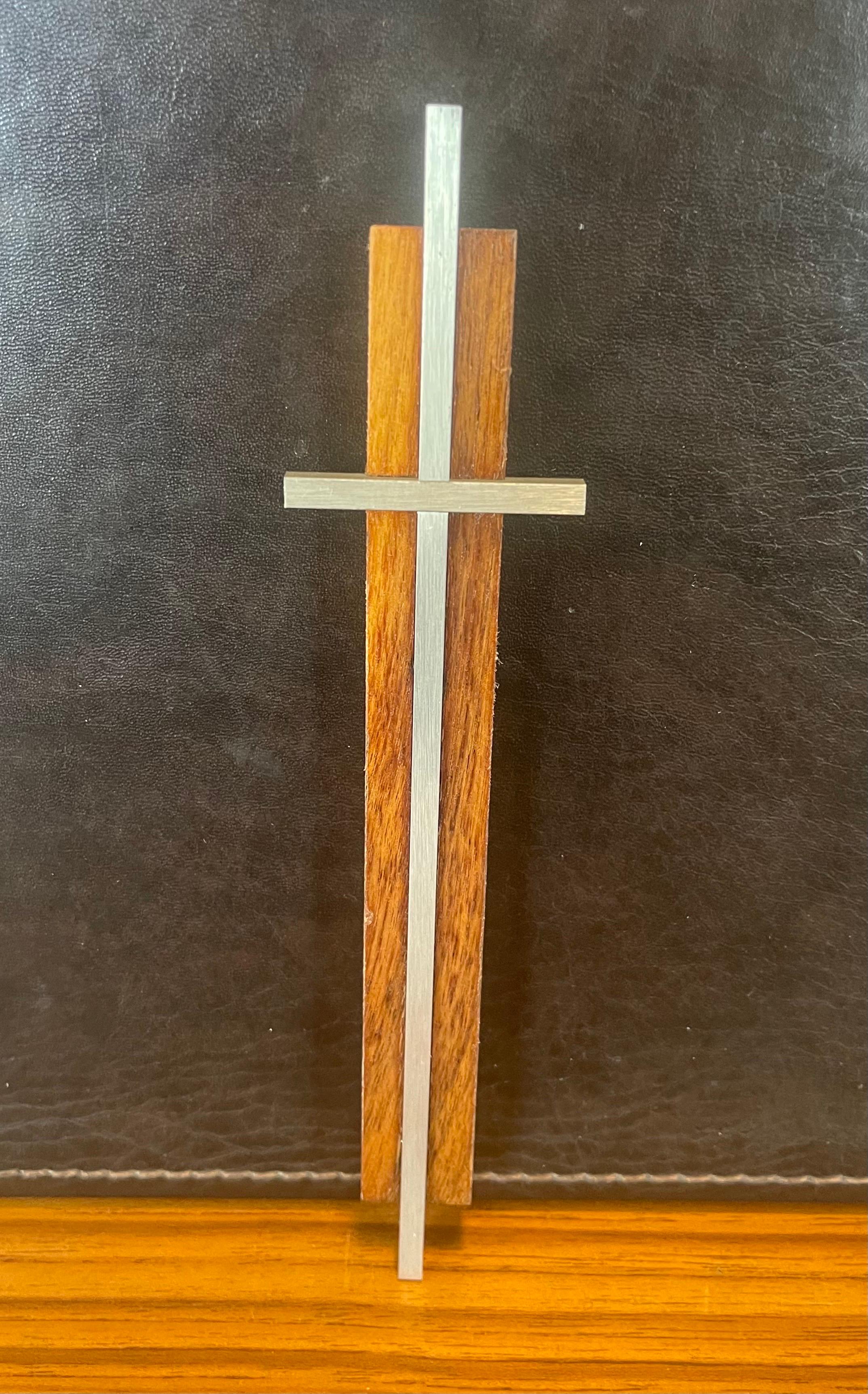 Small Minimalist Walnut and Aluminum Crucifix / Cross For Sale 2