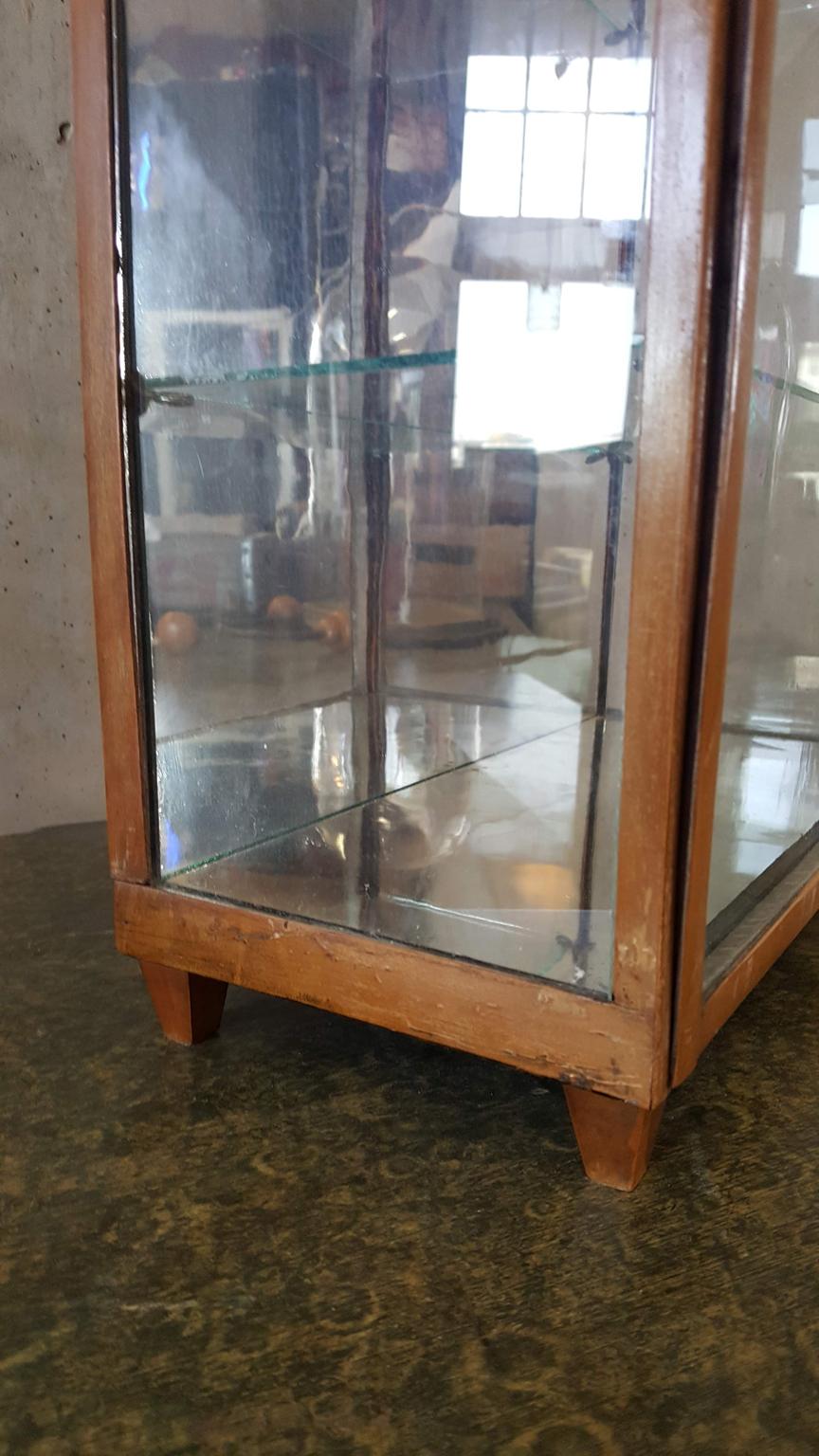 Small Mirrored Table Display from the 19th Century 2