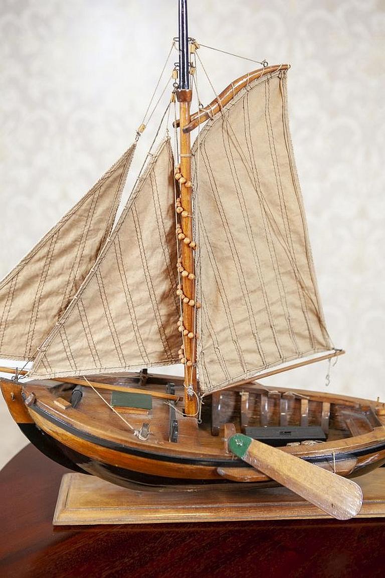 20th Century Small Model of Yacht from the Prewar Period