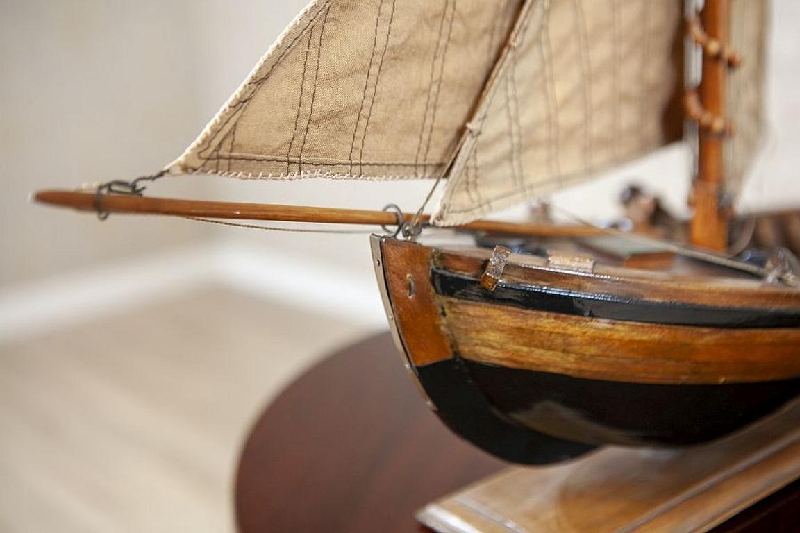 Small Model of Yacht from the Prewar Period 3