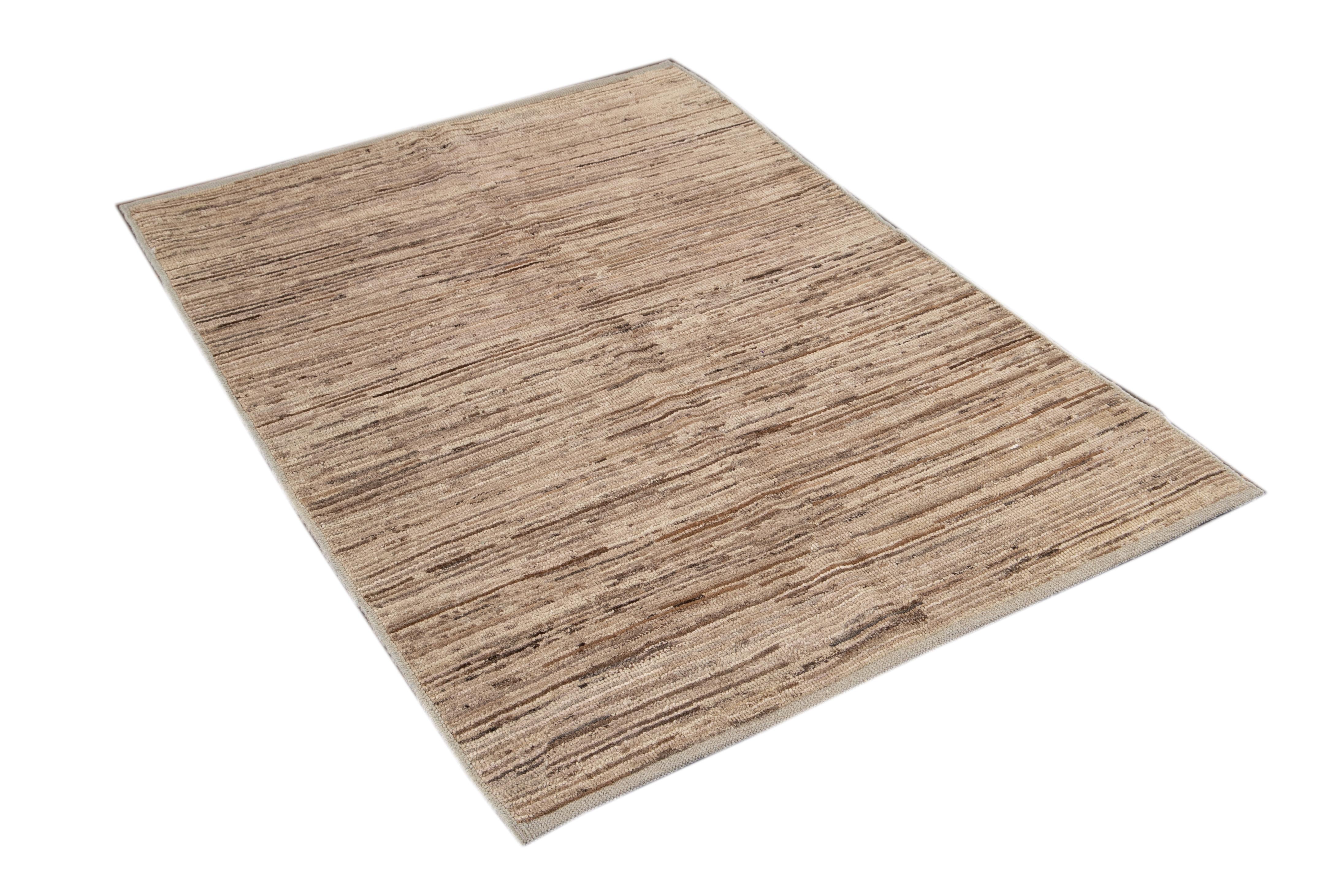 Afghan Petit tapis moderne en laine beige de style marocain en vente