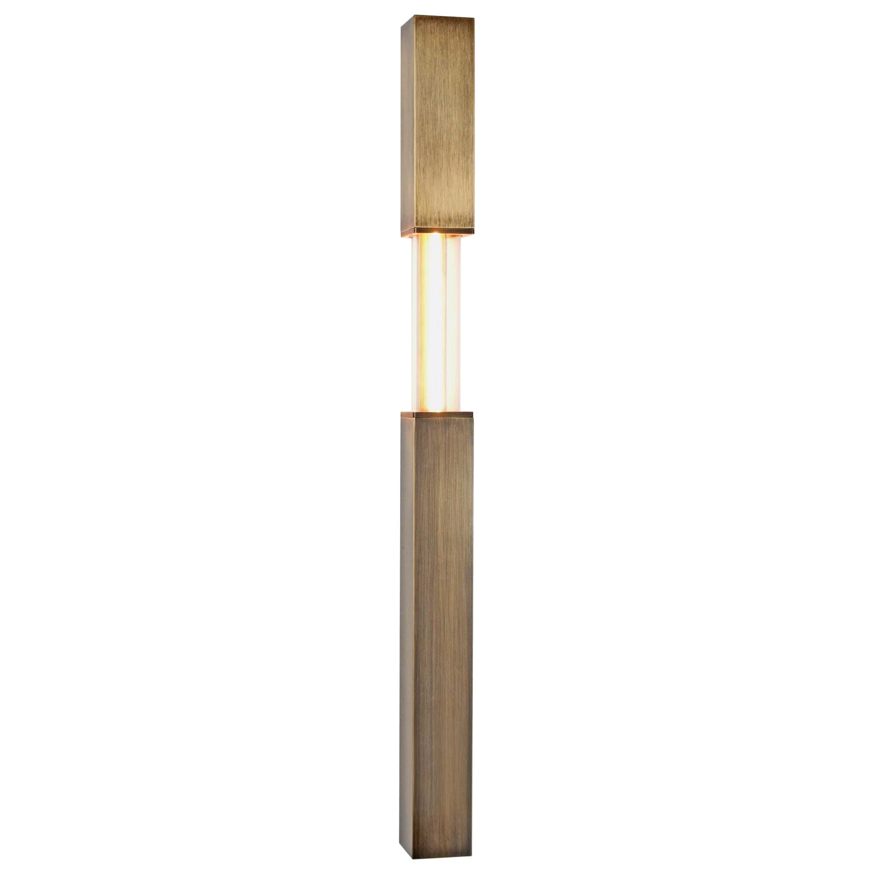 Kleine moderne Wandleuchte aus Messing, ADA Wandleuchte, Mini Stilk im Angebot