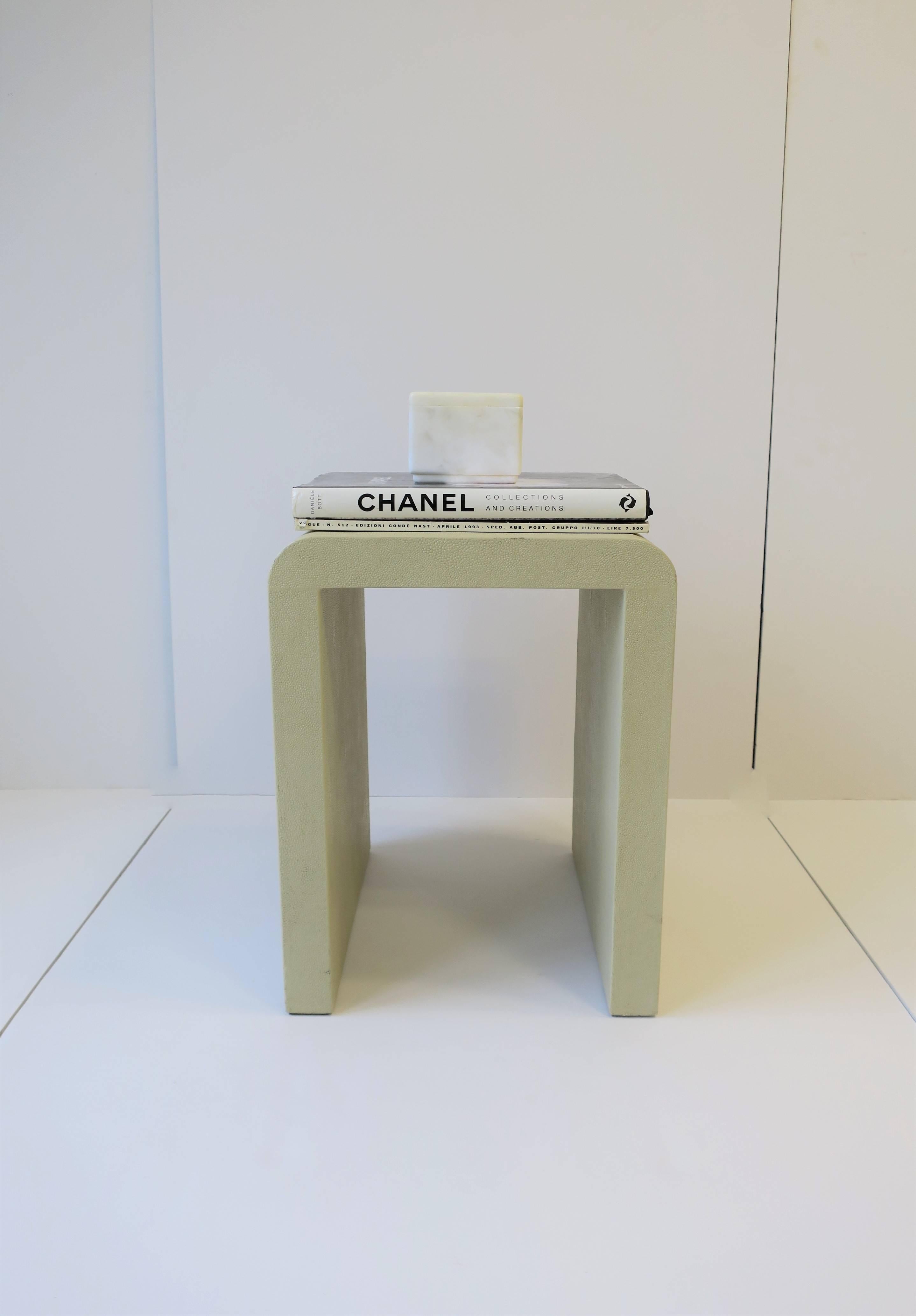 Small Modern Shagreen Side Table with Waterfall Edge In Good Condition In New York, NY