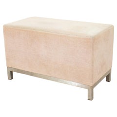 The Moderns Small Upholstered Ottoman blanc