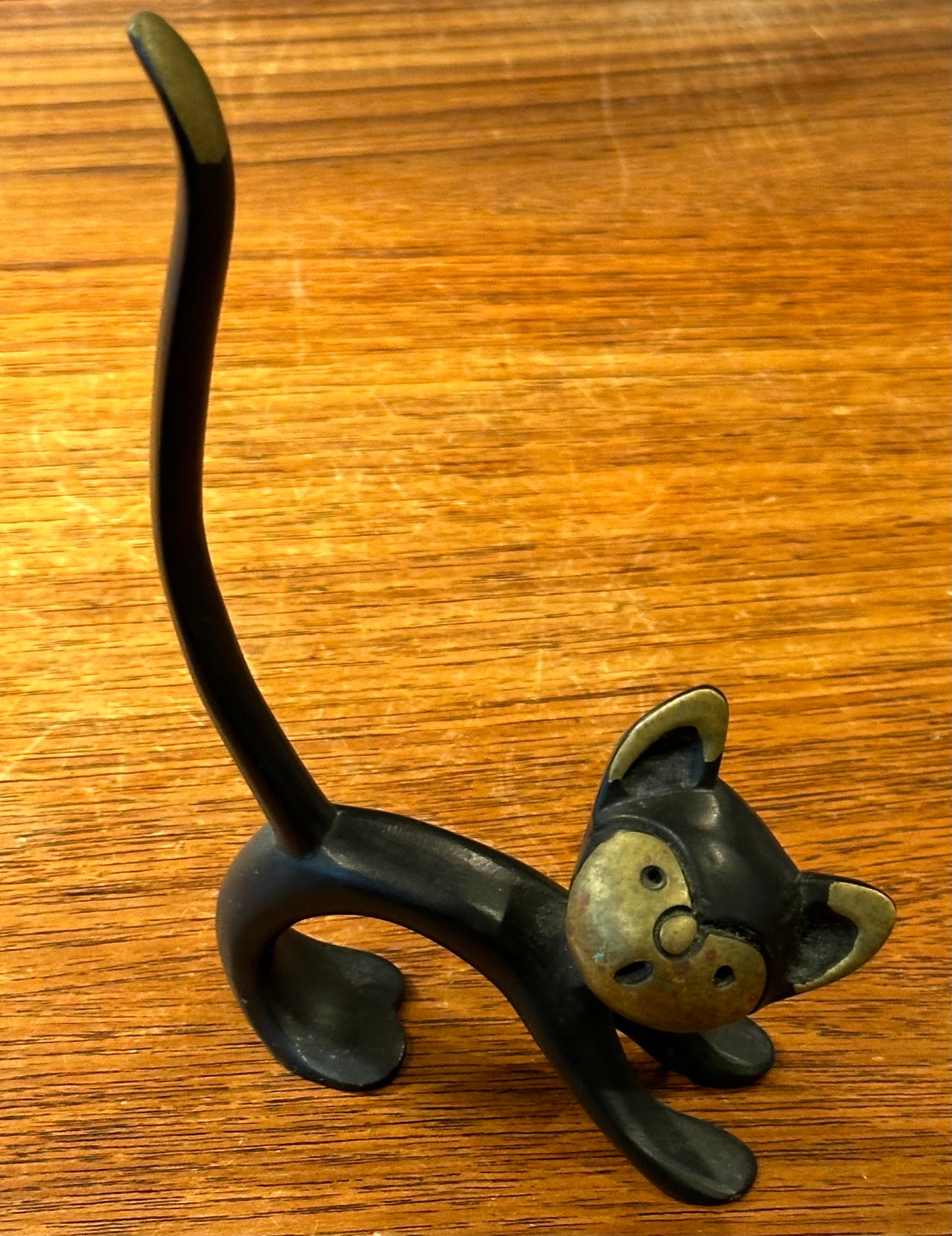 Kleine modernistische Katzenskulptur aus Gusseisen von Taxco Mexico (Gegossen) im Angebot
