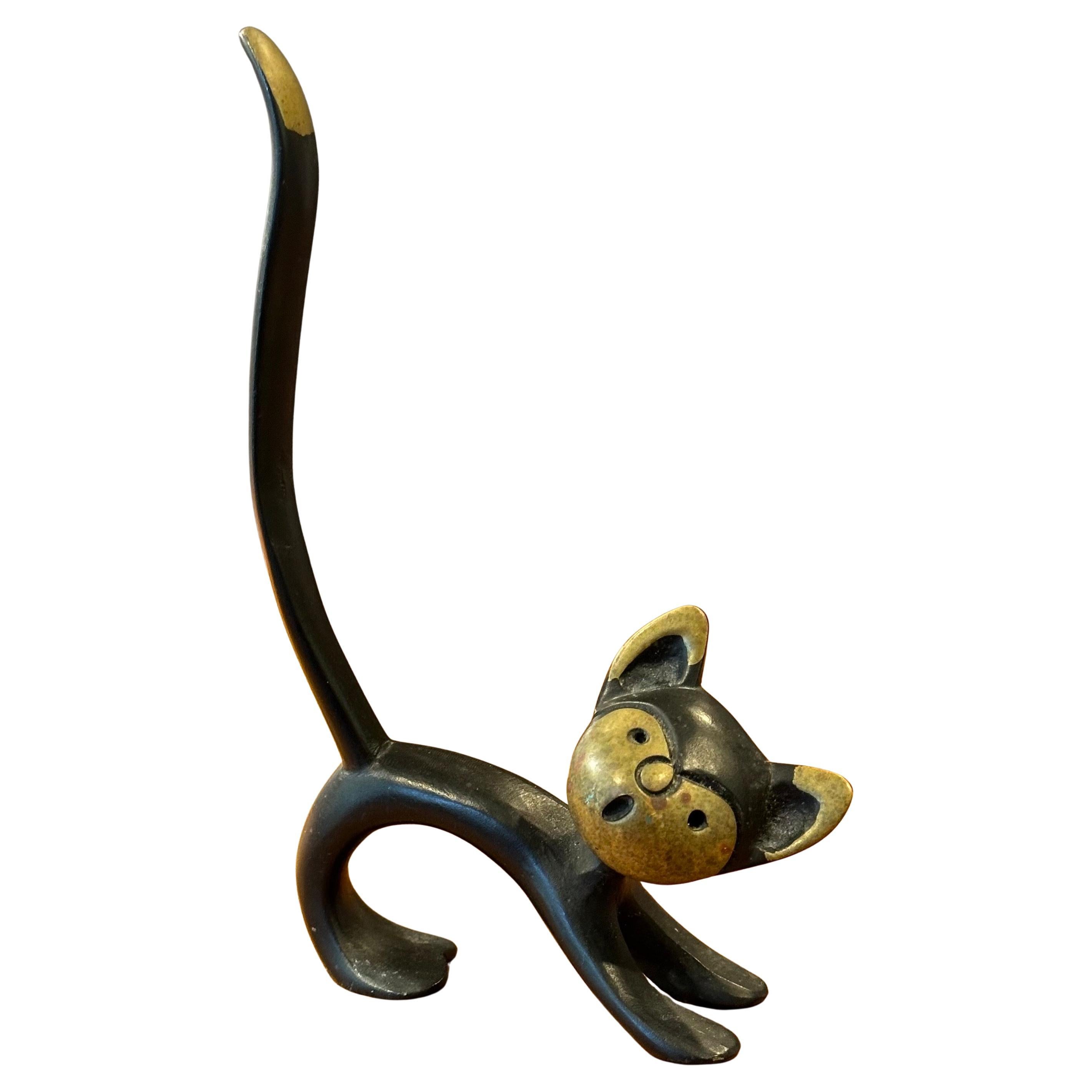 Small Modernist Cast Iron Cat Sculpture by Taxco of Mexico