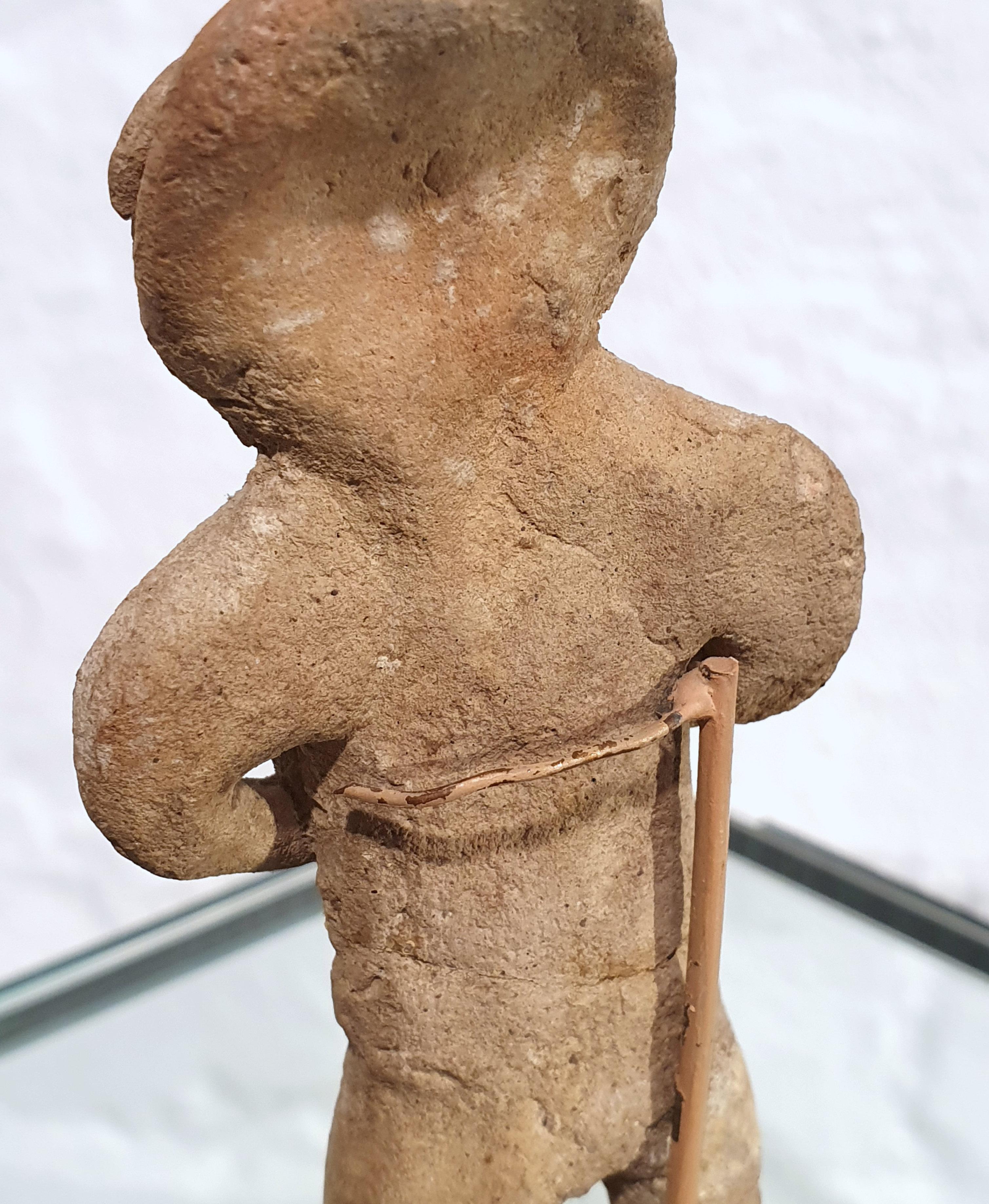 Ecuadorean Small Ecuadorian Moulded Clay Figure on Stand For Sale