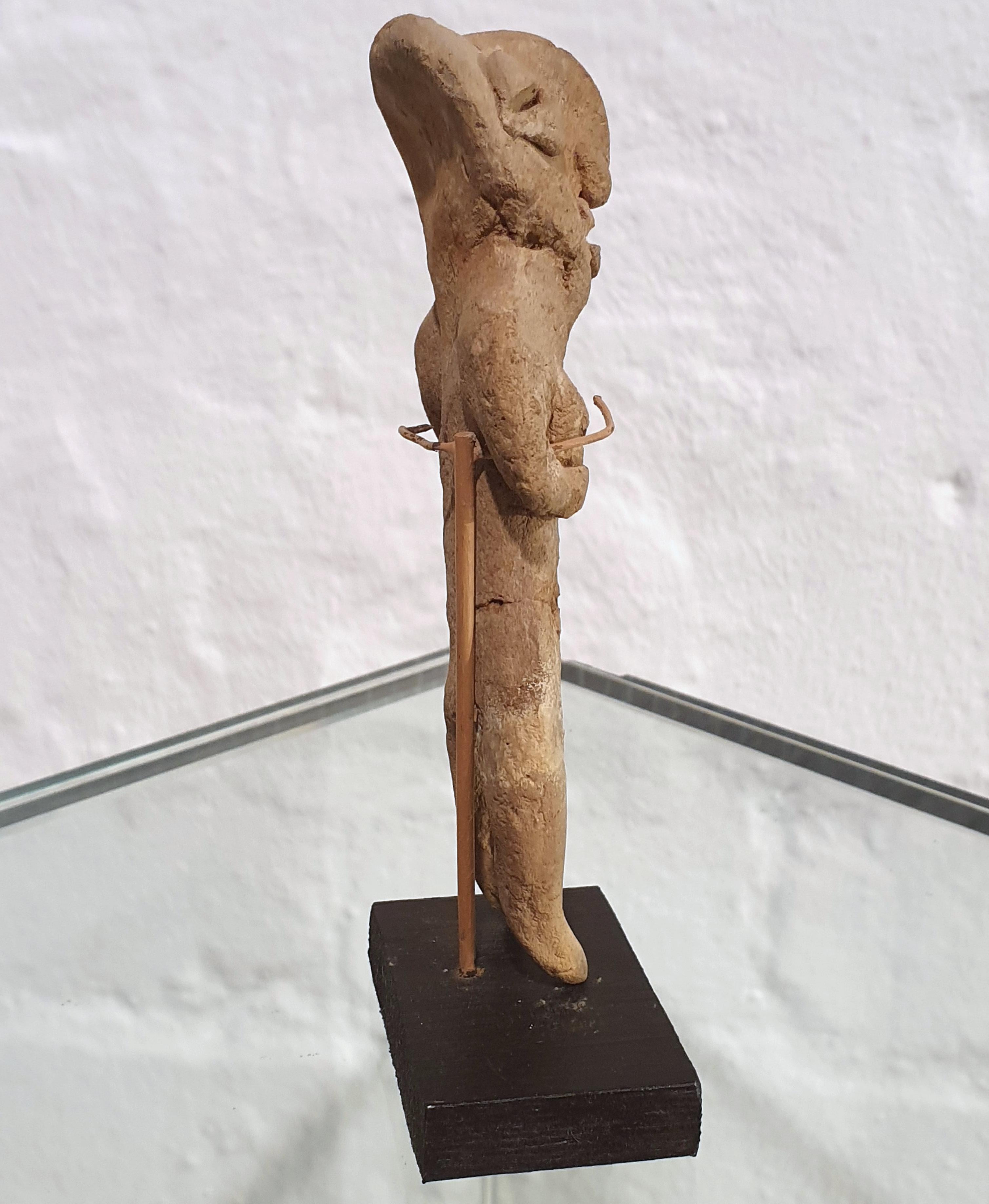 Hand-Crafted Small Ecuadorian Moulded Clay Figure on Stand For Sale
